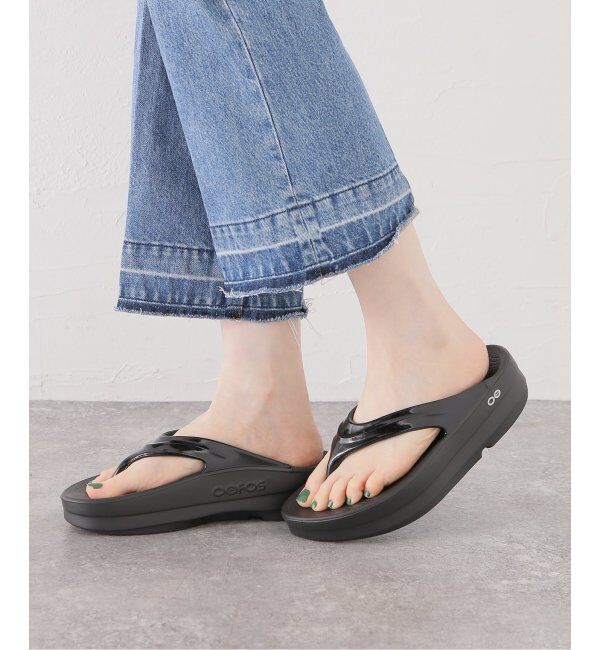 U by SPICK&SPAN「《追加》OOFOS /ウーフォス O Omega2」|サンダル|