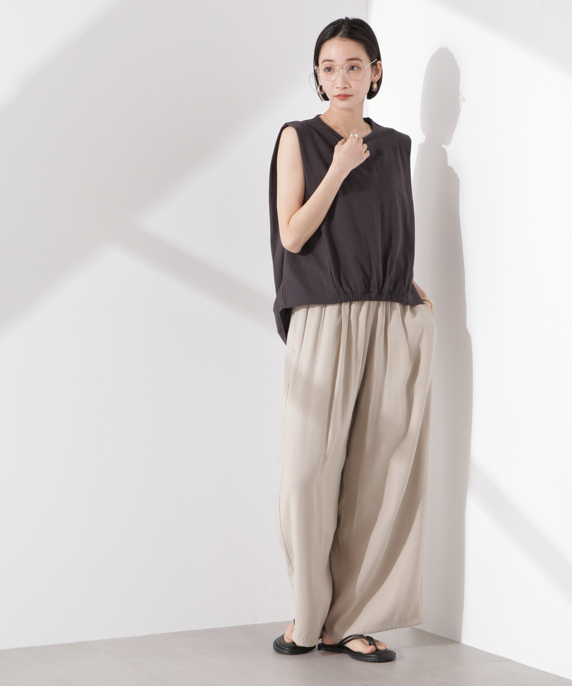 nano･universe「ドライタッチ天竺フロントギャザーヘムノースリーブトップス」|Tシャツ・カットソー|