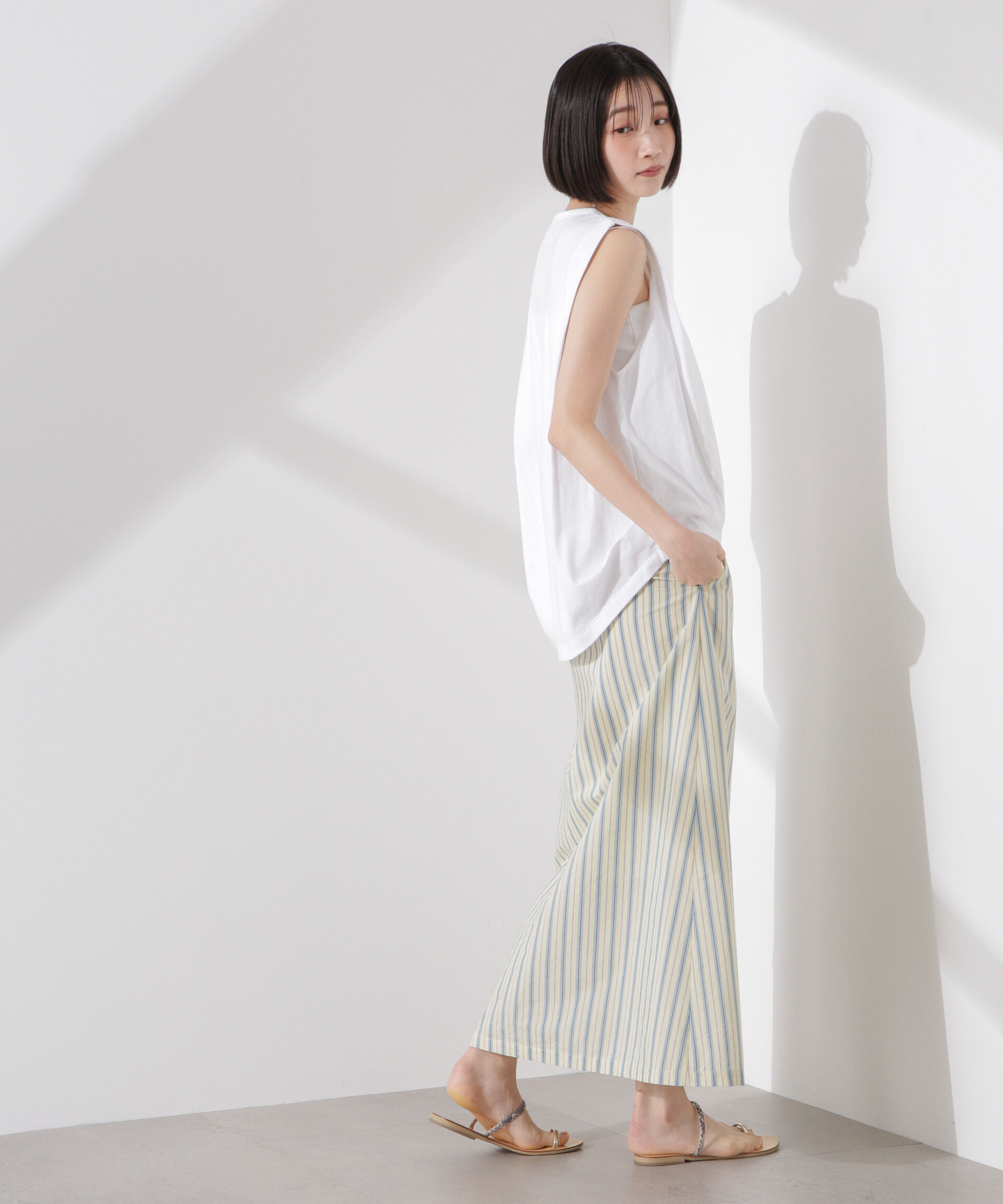 nano･universe「ドライタッチ天竺フロントギャザーヘムノースリーブトップス」|Tシャツ・カットソー|