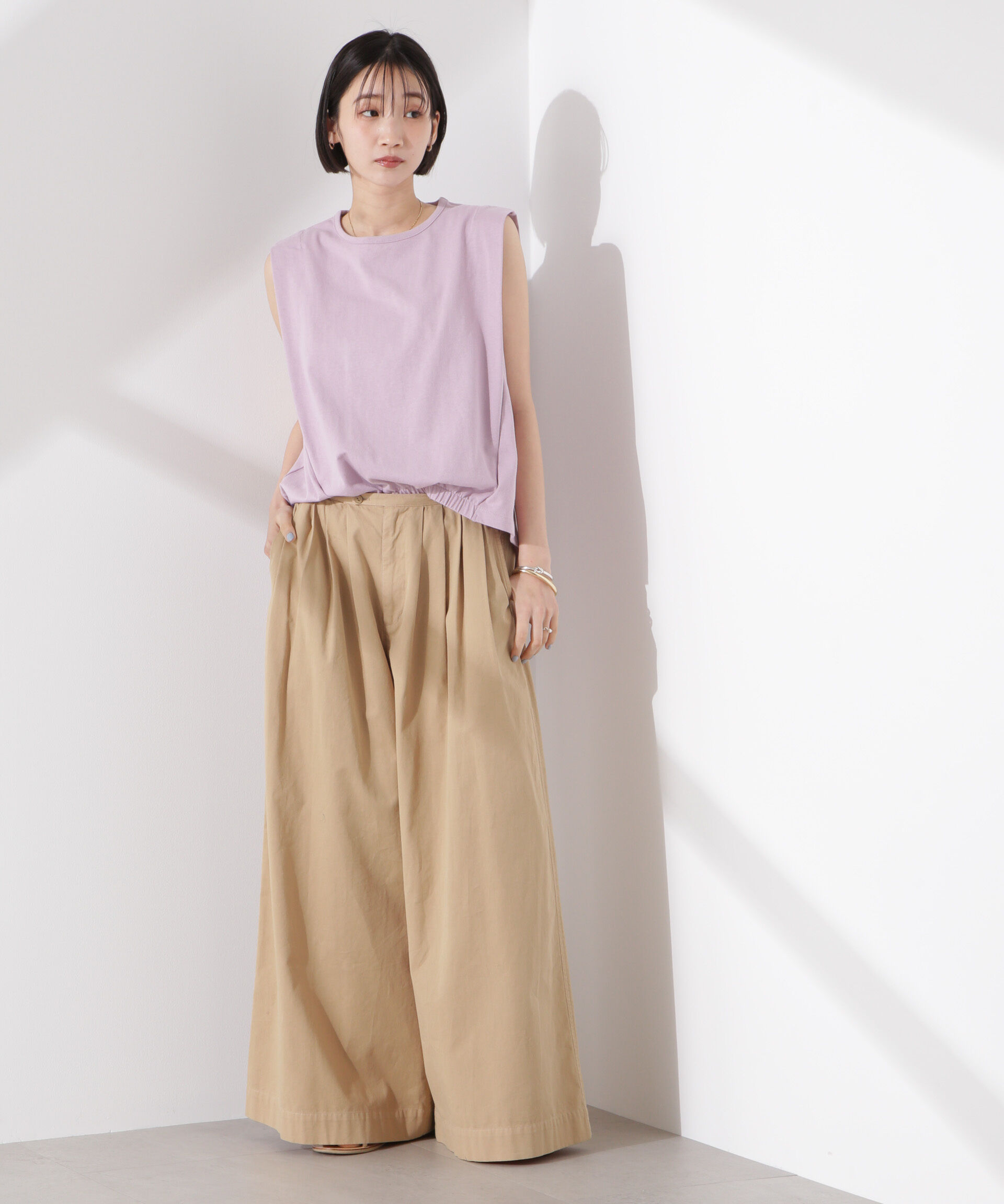 nano･universe「ドライタッチ天竺フロントギャザーヘムノースリーブトップス」|Tシャツ・カットソー|