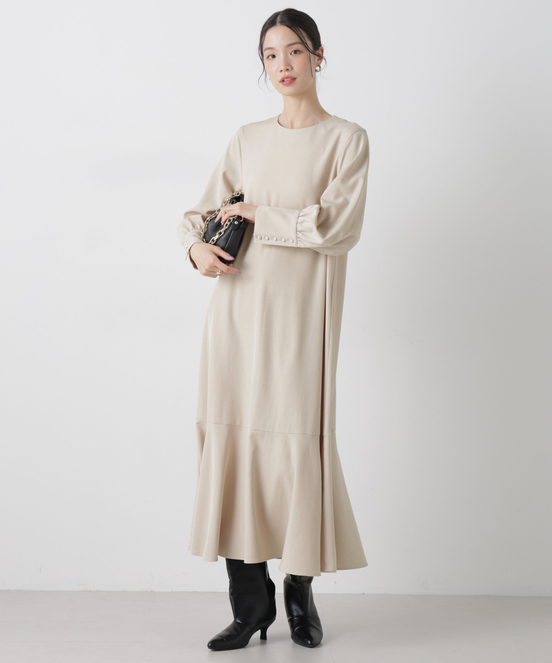 nano･universe「ヘムフレアクルミボタンスリーブワンピース」|ワンピース|