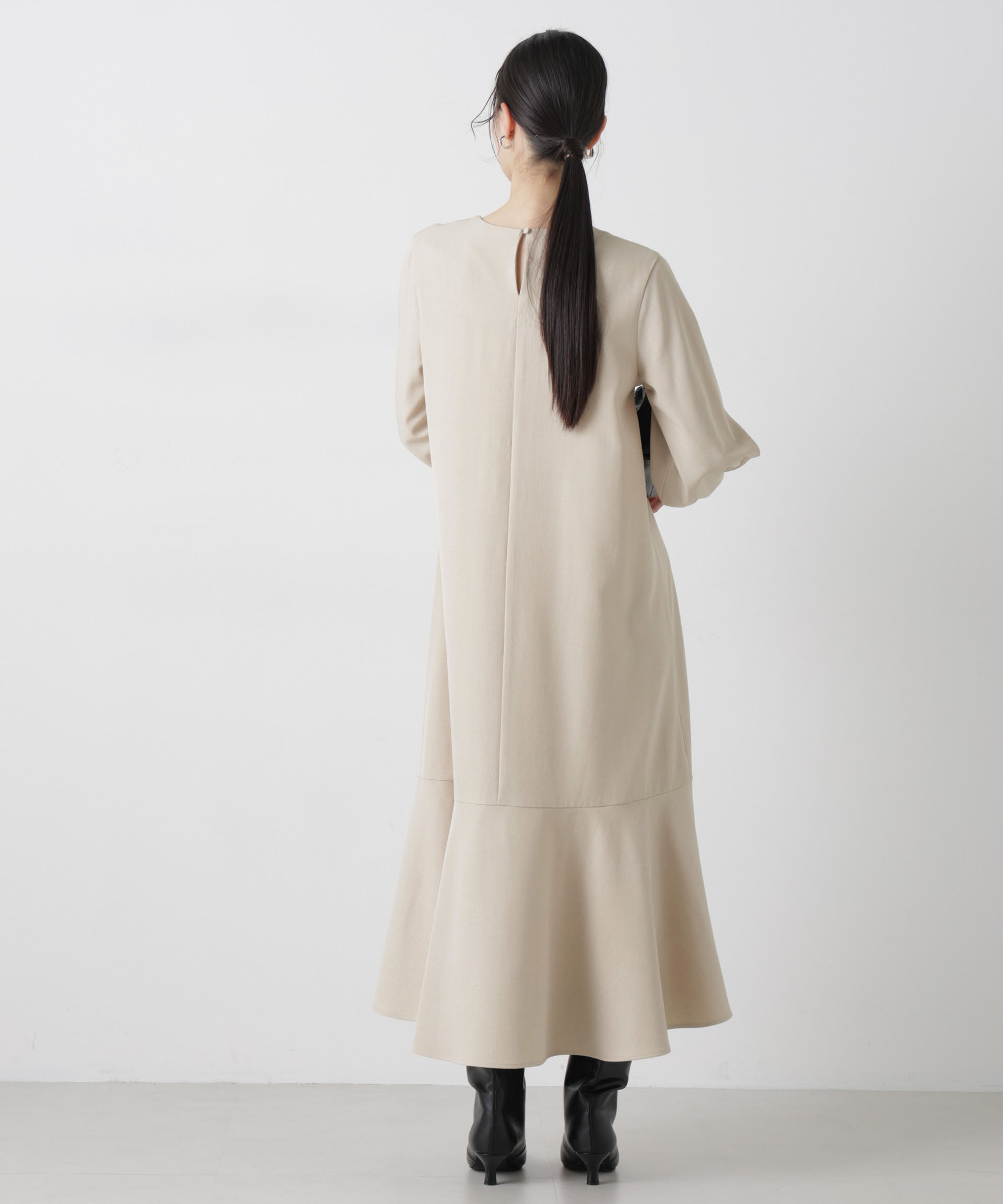 nano･universe「ヘムフレアクルミボタンスリーブワンピース」|ワンピース|