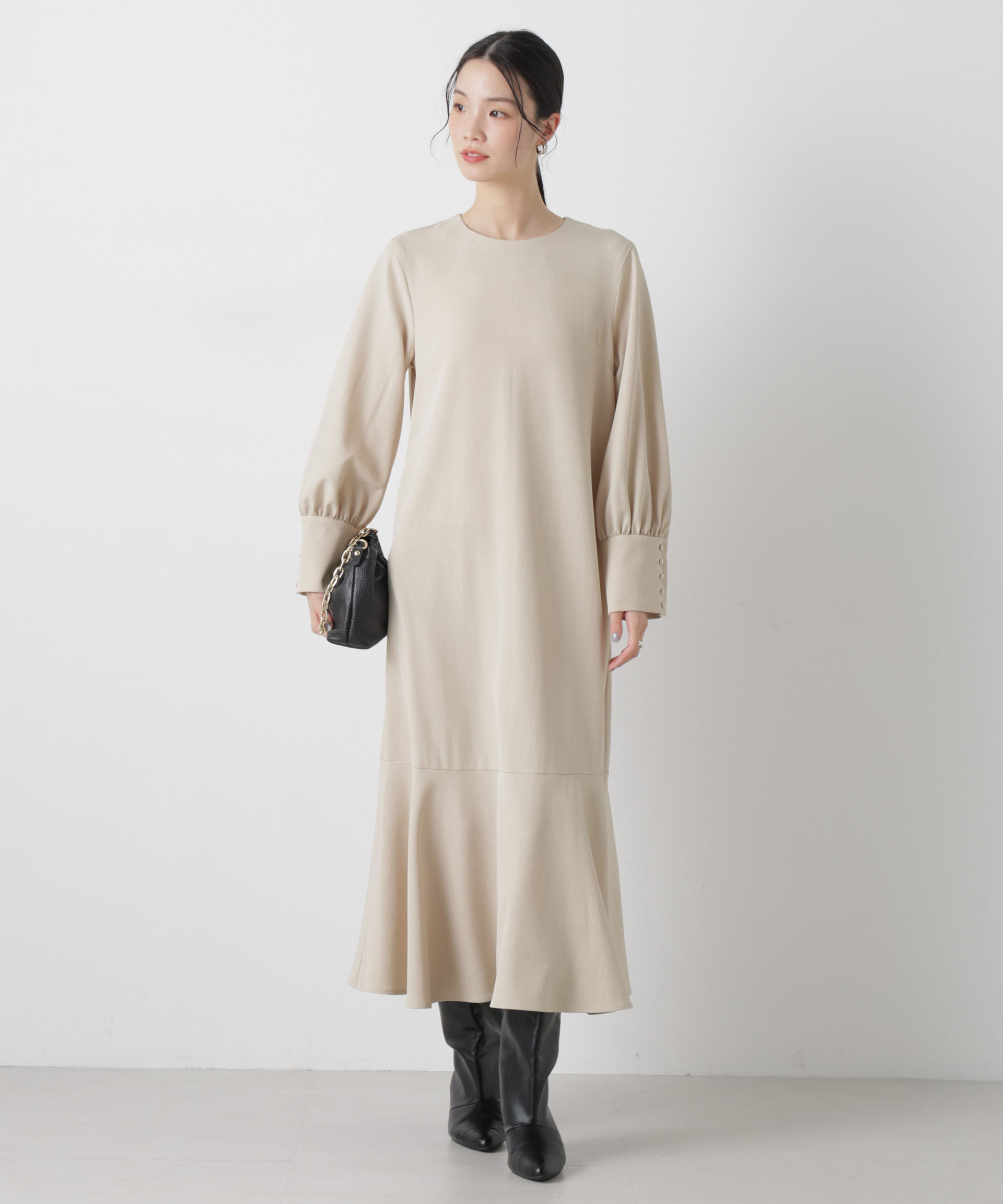 nano･universe「ヘムフレアクルミボタンスリーブワンピース」|ワンピース|