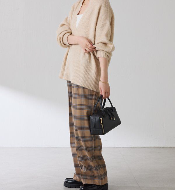  「エアリー深Vニット」|ニット・セーター|