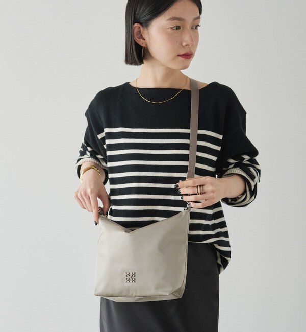  「クラウズナイロンシンプルショルダーバッグ」|ショルダー・メッセンジャー|