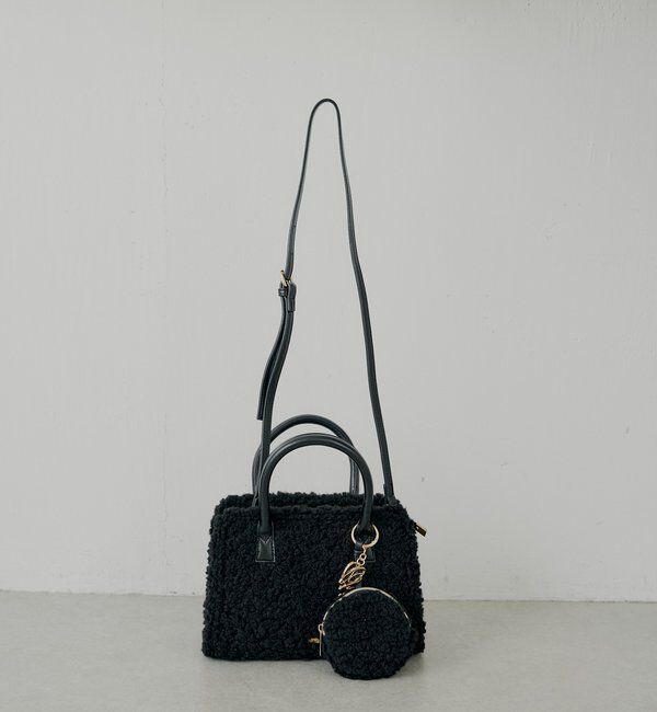  「ロゴチャーム付きスエードムートンバッグ」|ボストンバッグ|