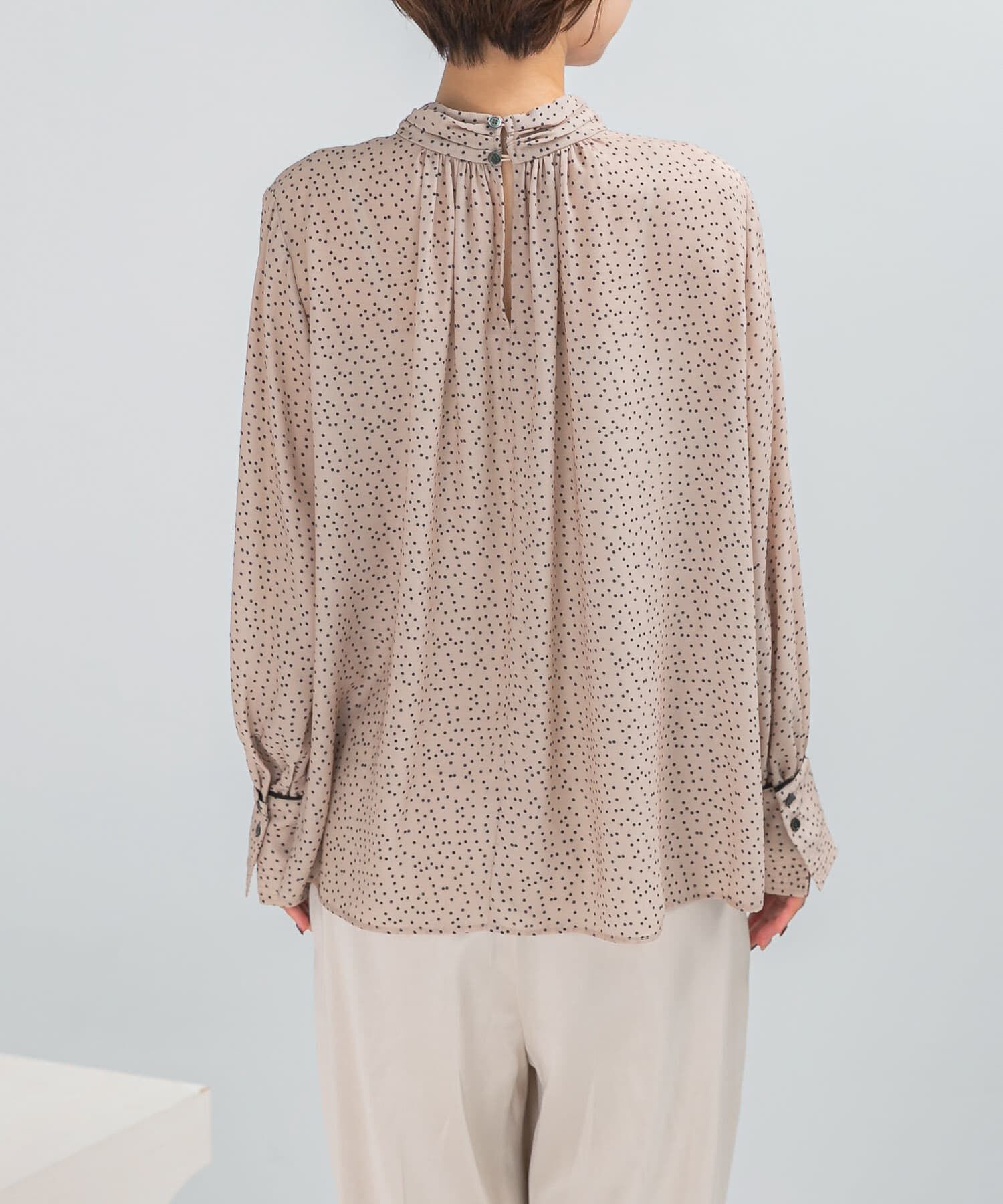 URBAN RESEARCH ROSSO「ギャザーハイネックブラウス」|シャツ・ブラウス|