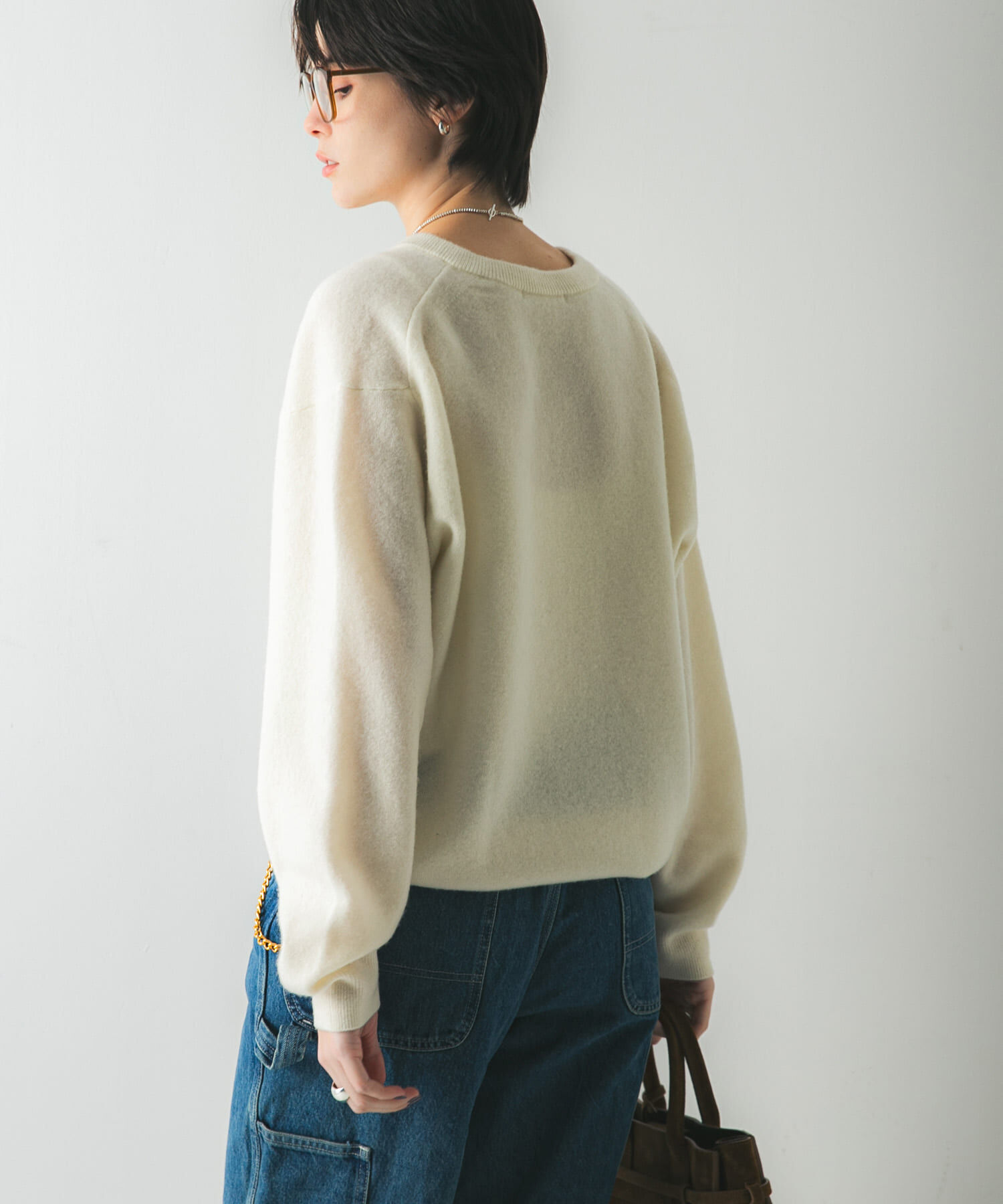 URBAN RESEARCH「ウール100 Vネックルーズソフトニット」|ニット・セーター|