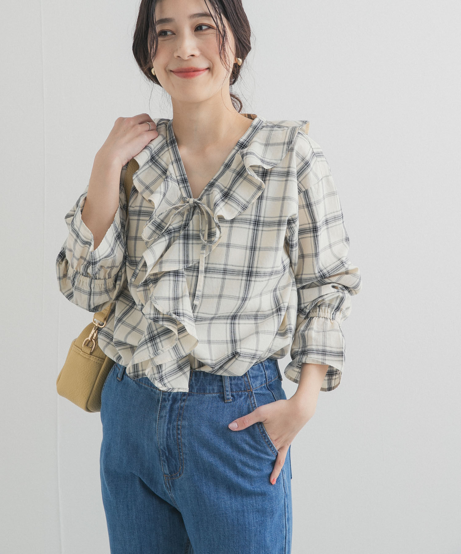 URBAN RESEARCH DOORS「チェックフリルブラウス」|シャツ・ブラウス|