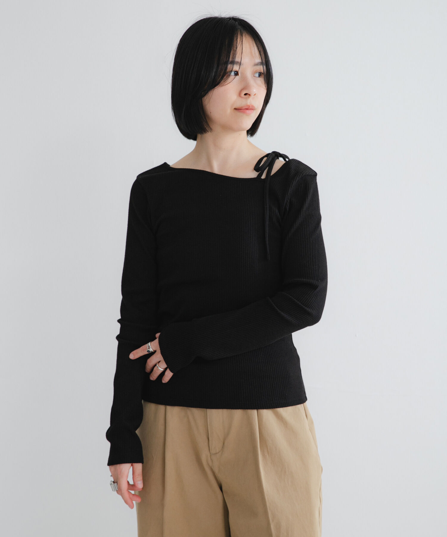 URBAN RESEARCH「カットアウトリボントップス」|Tシャツ・カットソー|