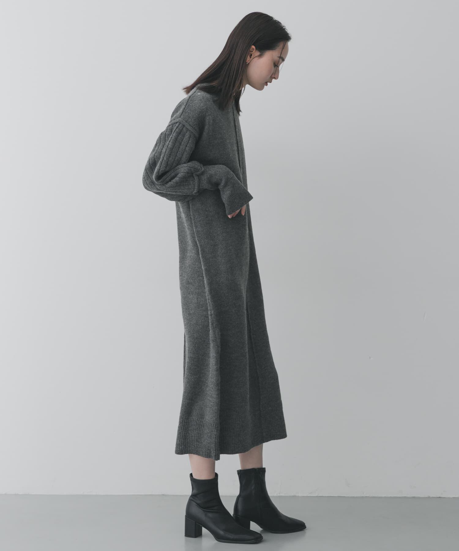 SENSE OF PLACE by URBAN RESEARCH「センターシームサムホールニットワンピース」|ワンピース|