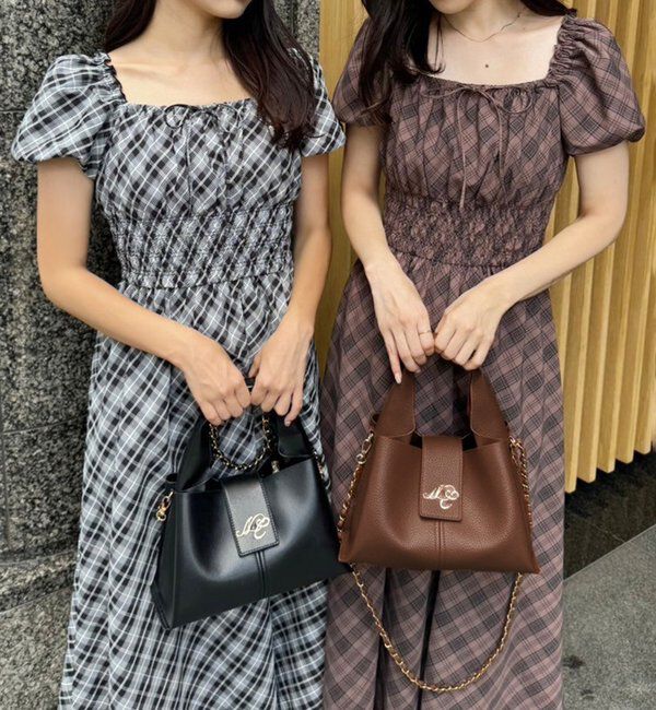  「【リバイバル】エンブレム付きトライアングルバッグ」|ショルダー・メッセンジャー|