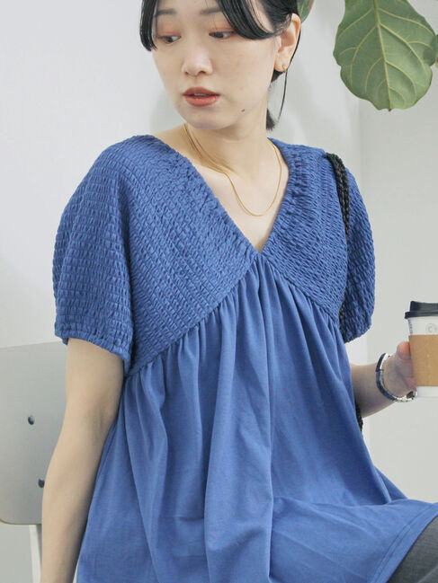 Samansa Mos2 blue「◎【接触冷感】シャーリングVネックプルオーバー」|Tシャツ・カットソー|ブルー