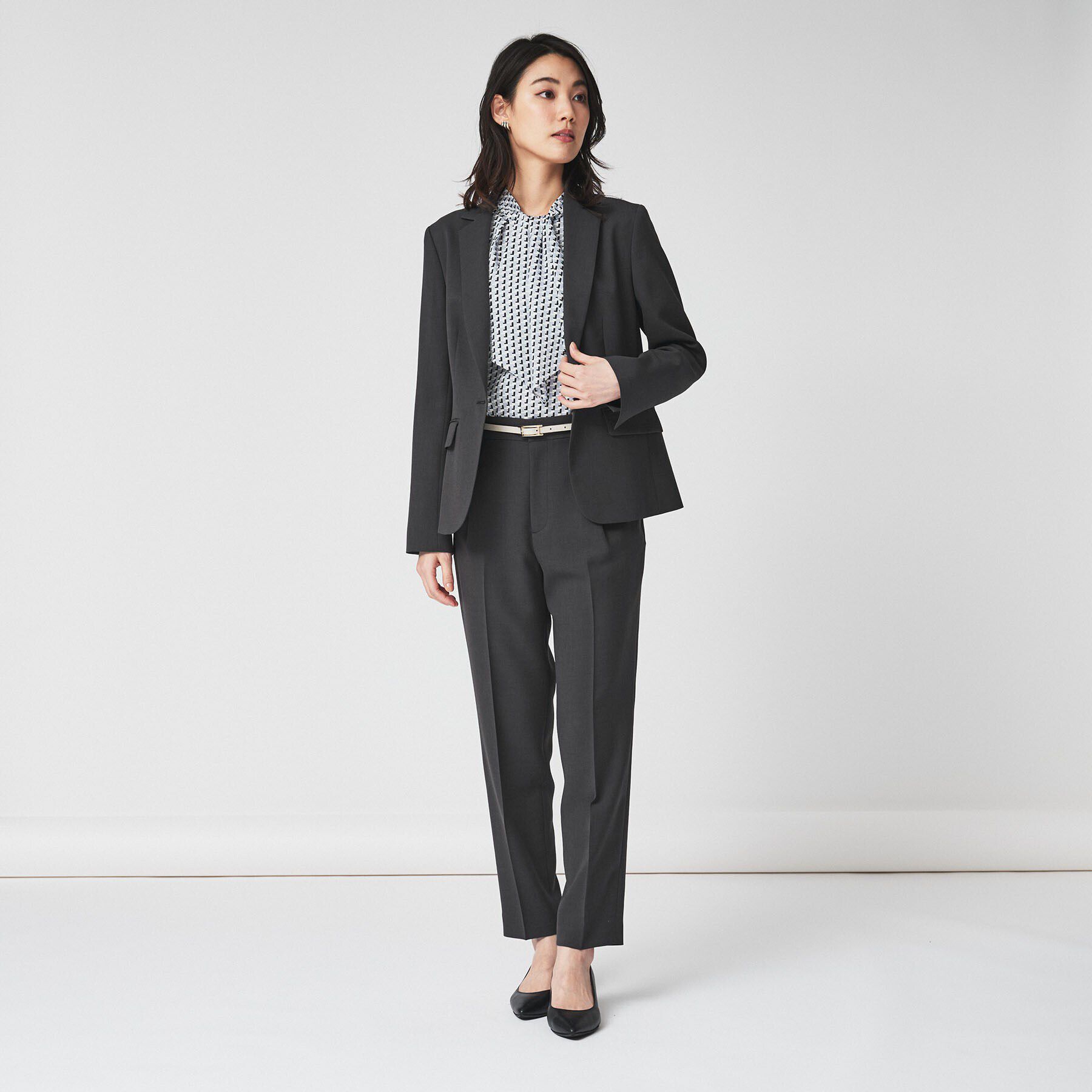 UNTITLED「【通勤スーツ／入卒/セレモニー】ライトウェイト テーラードジャケット」|テーラードジャケット|