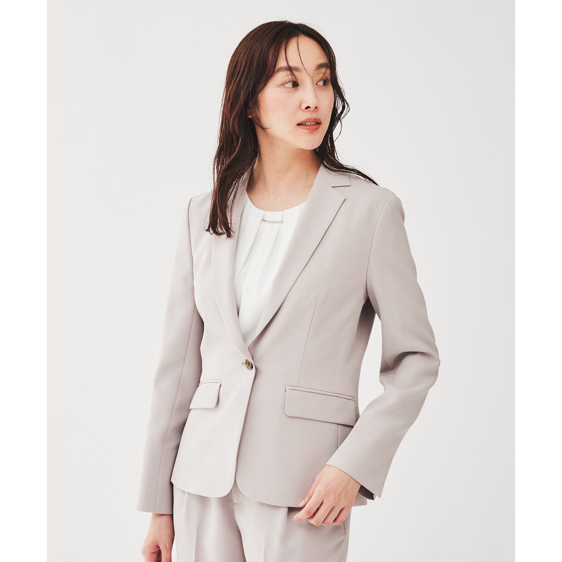 UNTITLED「【通勤スーツ／入卒/セレモニー】ライトウェイト テーラードジャケット」|テーラードジャケット|ベージュ(652)