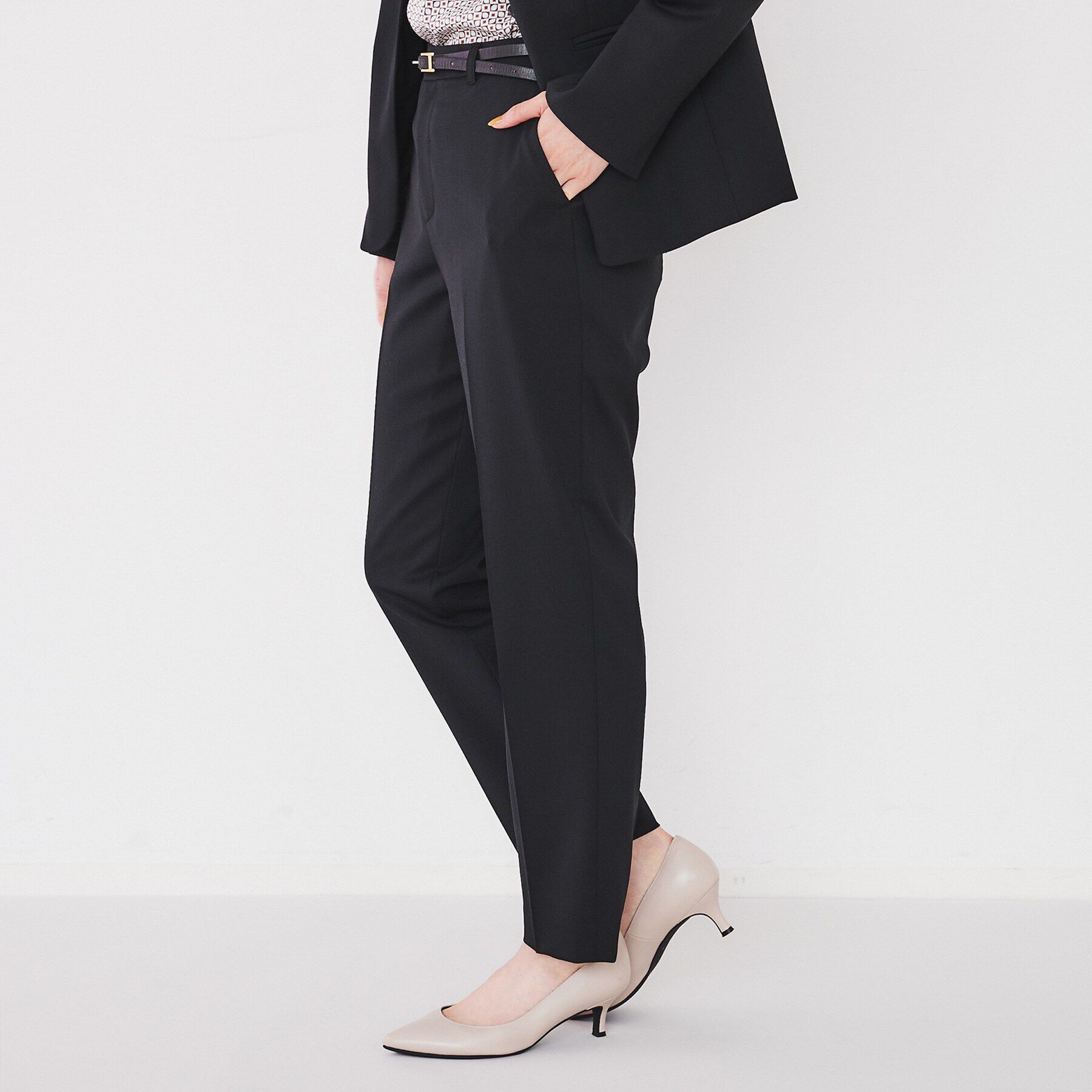 UNTITLED「【洗える通勤スーツ】レジェールギャバ ストレッチテーパードパンツ」|その他|