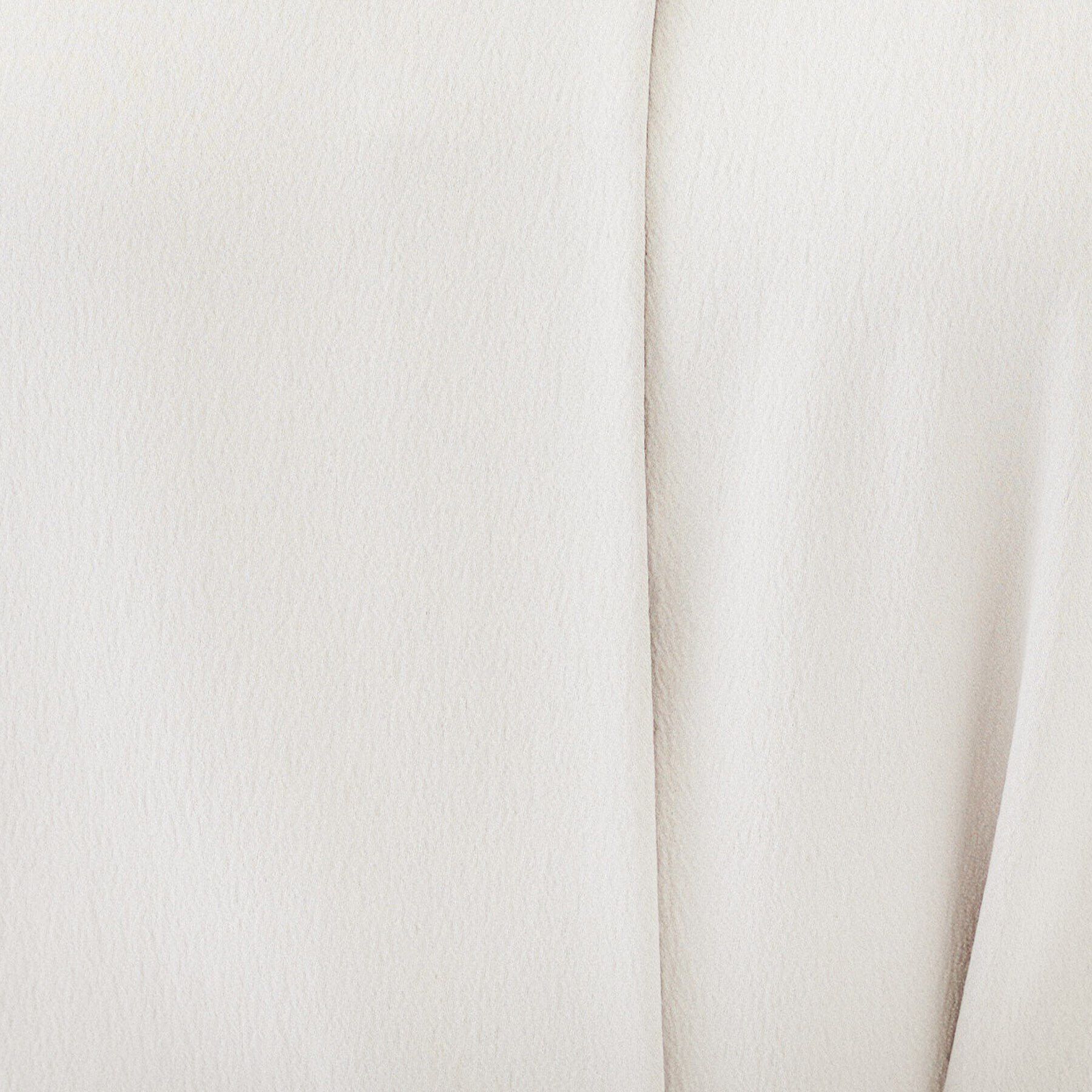 UNTITLED「【通勤スーツ/入卒/セレモニー】サテンVネックブラウス」|シャツ・ブラウス|