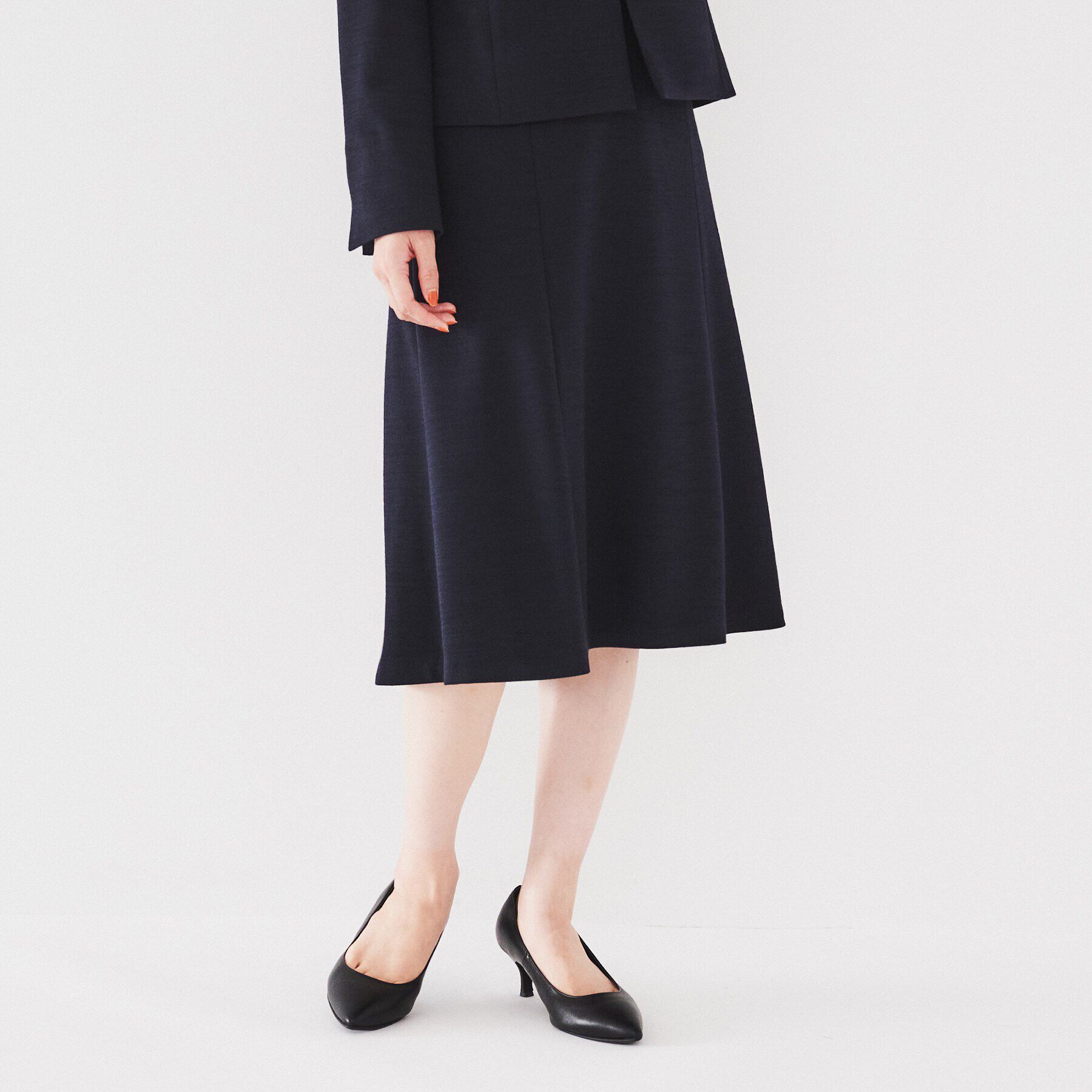 UNTITLED「【通勤スーツ】ウール混ジャージ マーメイドスカート」|スカート|ネイビー(094)