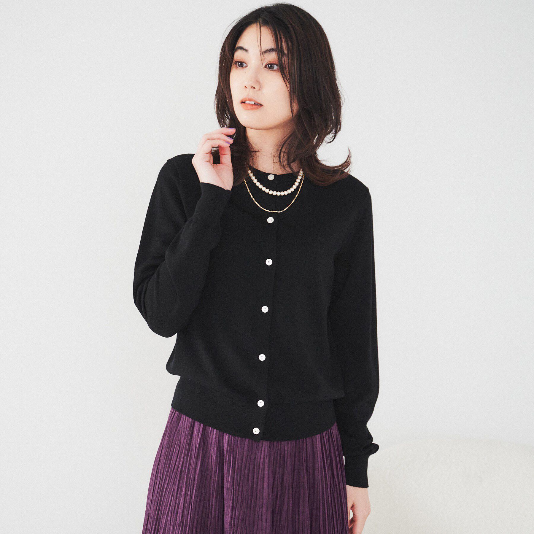 UNTITLED「ウール クルーネックニットカーディガン」|カーディガン|ブラック(019)