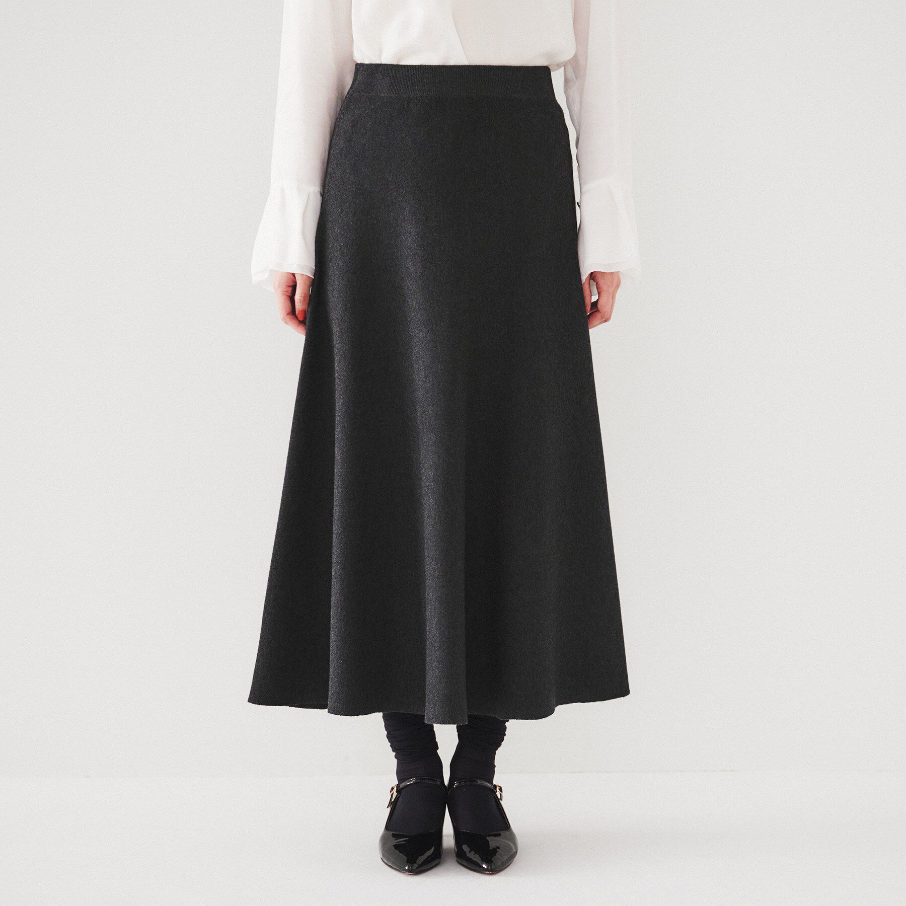 UNTITLED「【セットアップ可能/スウェットライク】セミフレアニットスカート」|スカート|