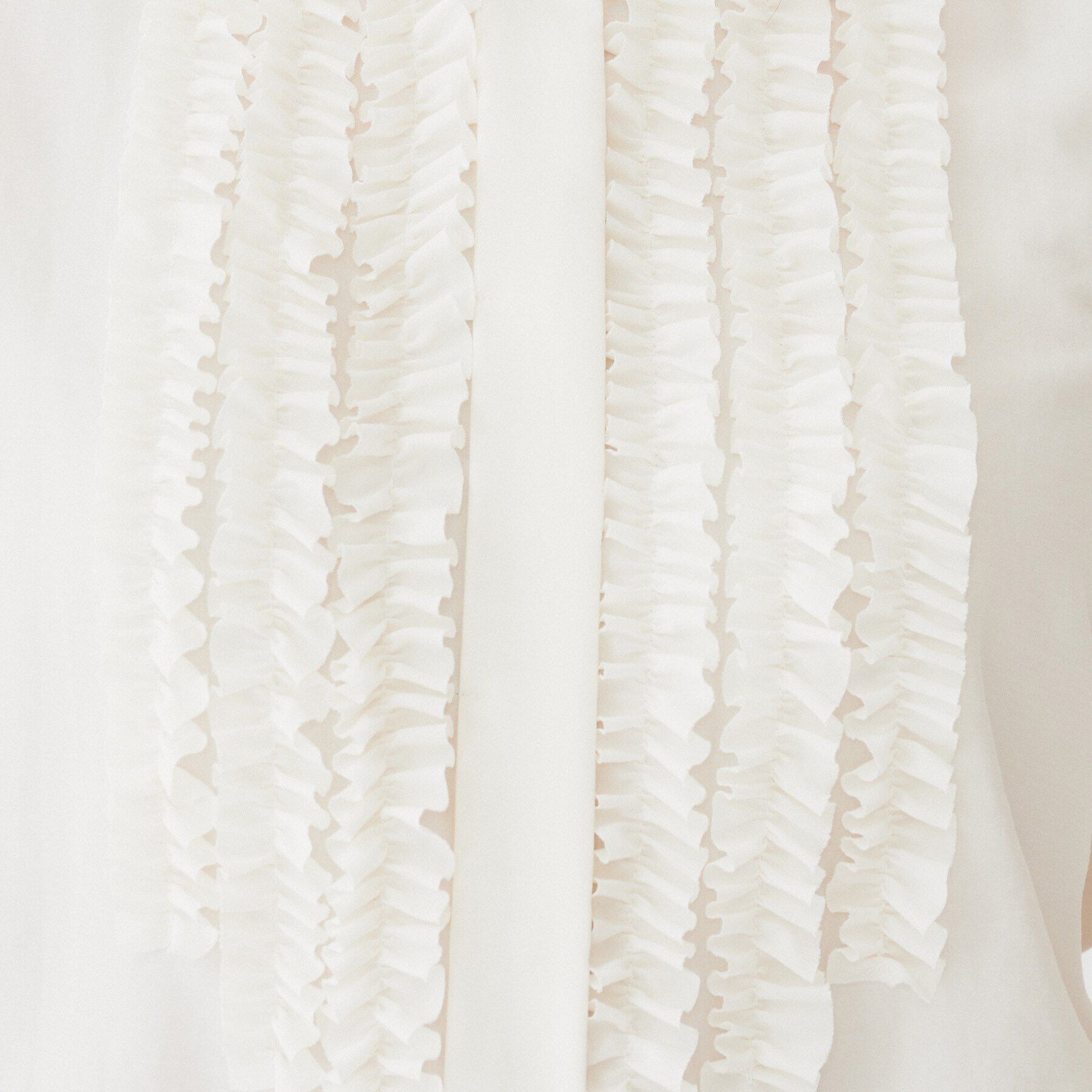 UNTITLED「【オンオフ使える/洗える】長袖フリルブラウス」|シャツ・ブラウス|