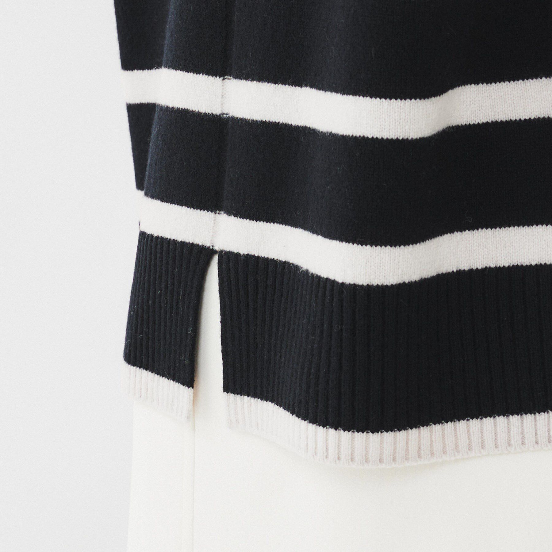 UNTITLED「ラムウールカシミヤ ボトルネックプルオーバーニット」|ニット・セーター|