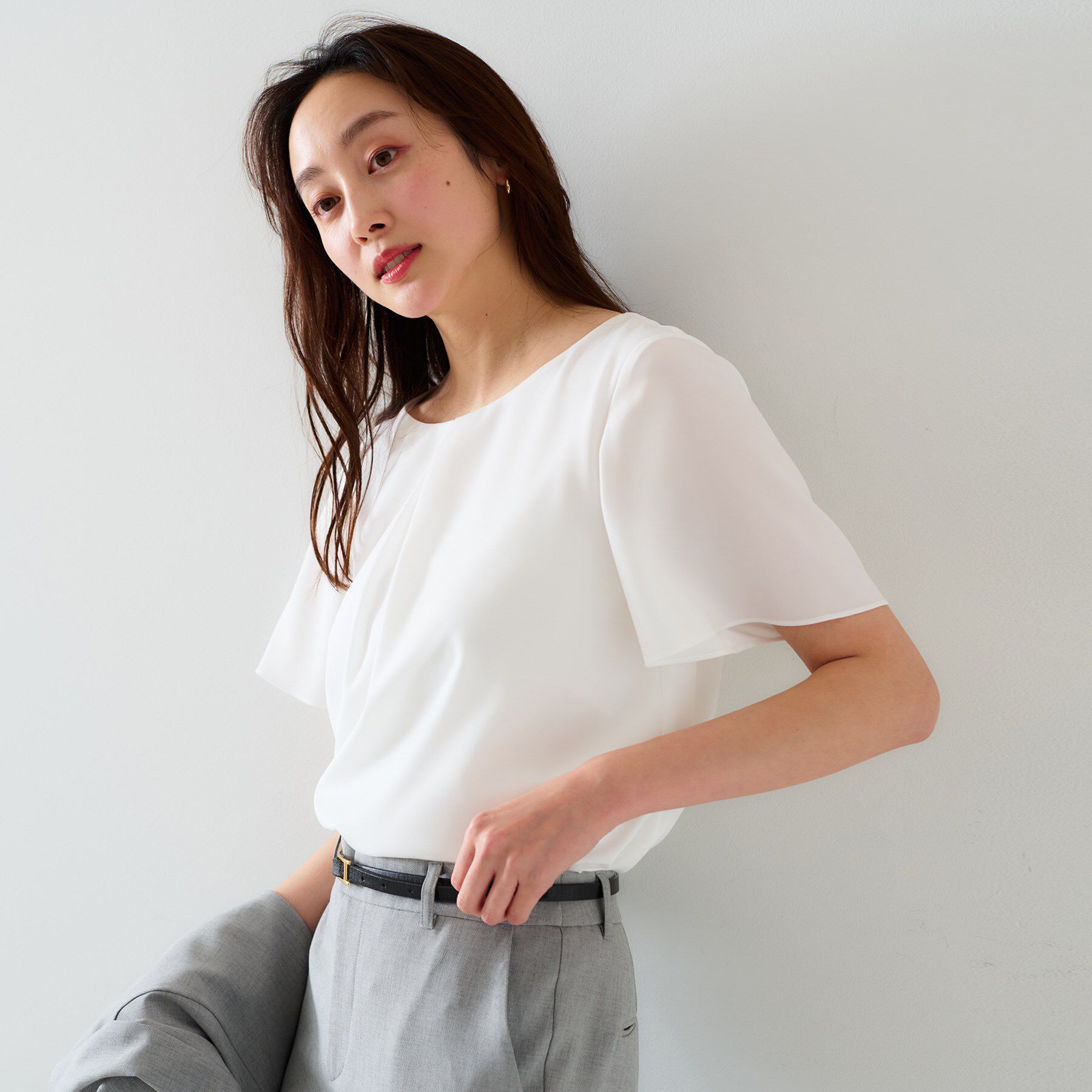 UNTITLED「【通勤／二の腕カバー】フロントタックブラウス」|シャツ・ブラウス|オフホワイト(003