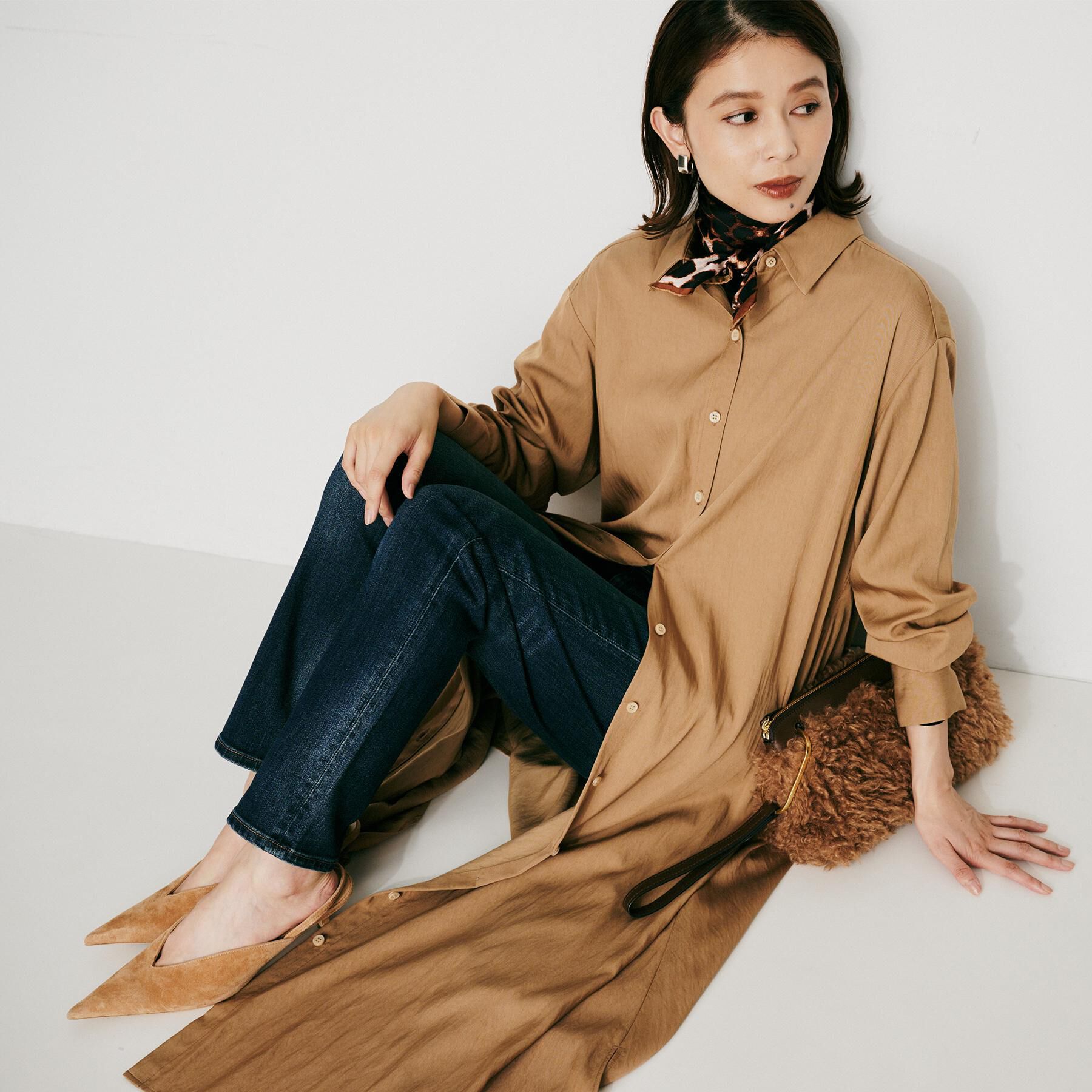 UNTITLED「【前開きボタン/ベルト付/羽織シャツ/】2WAYトレンチ風ワンピース」|ワンピース|