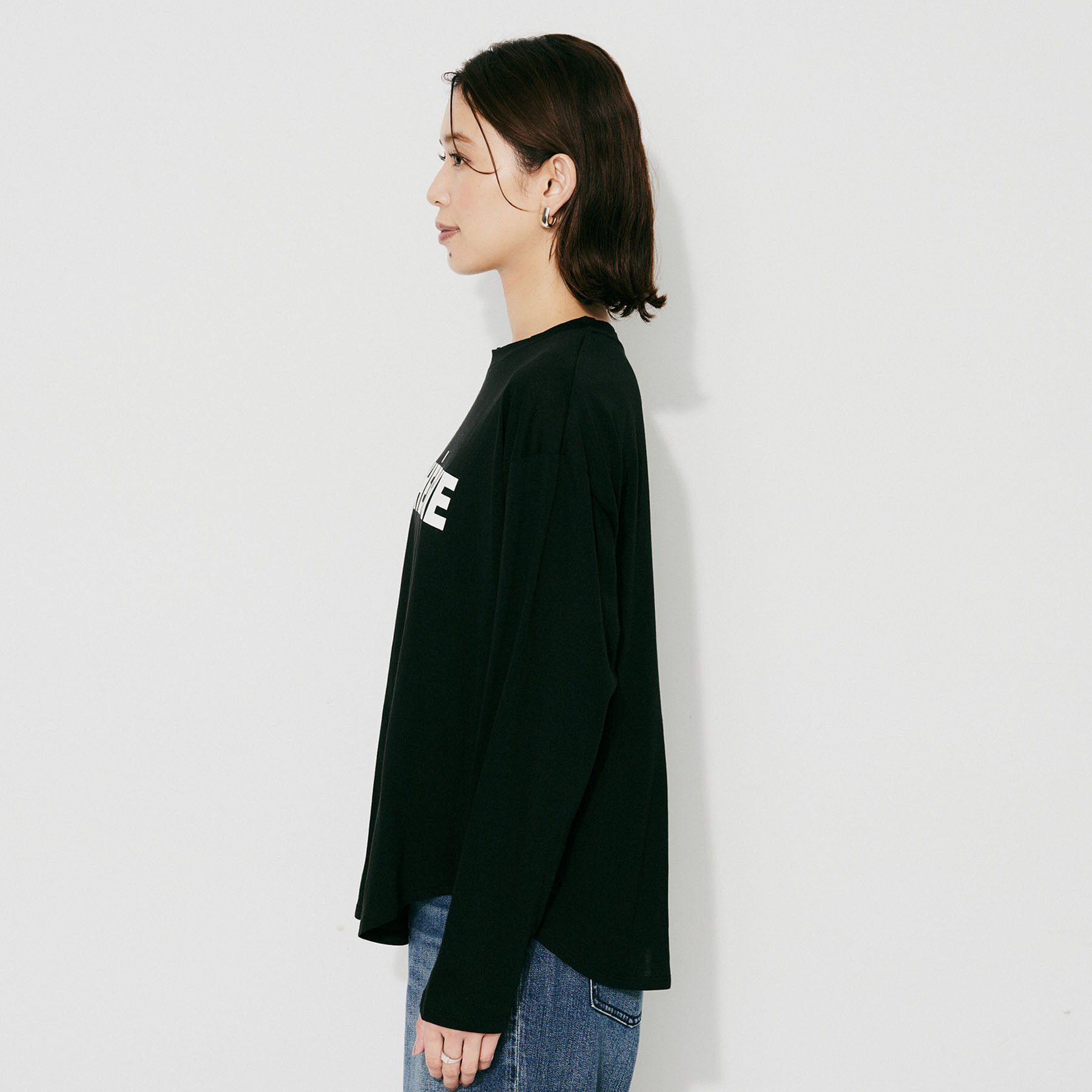UNTITLED「【CHIGNON】CHERIE シンプルロゴTシャツ」|Tシャツ・カットソー|