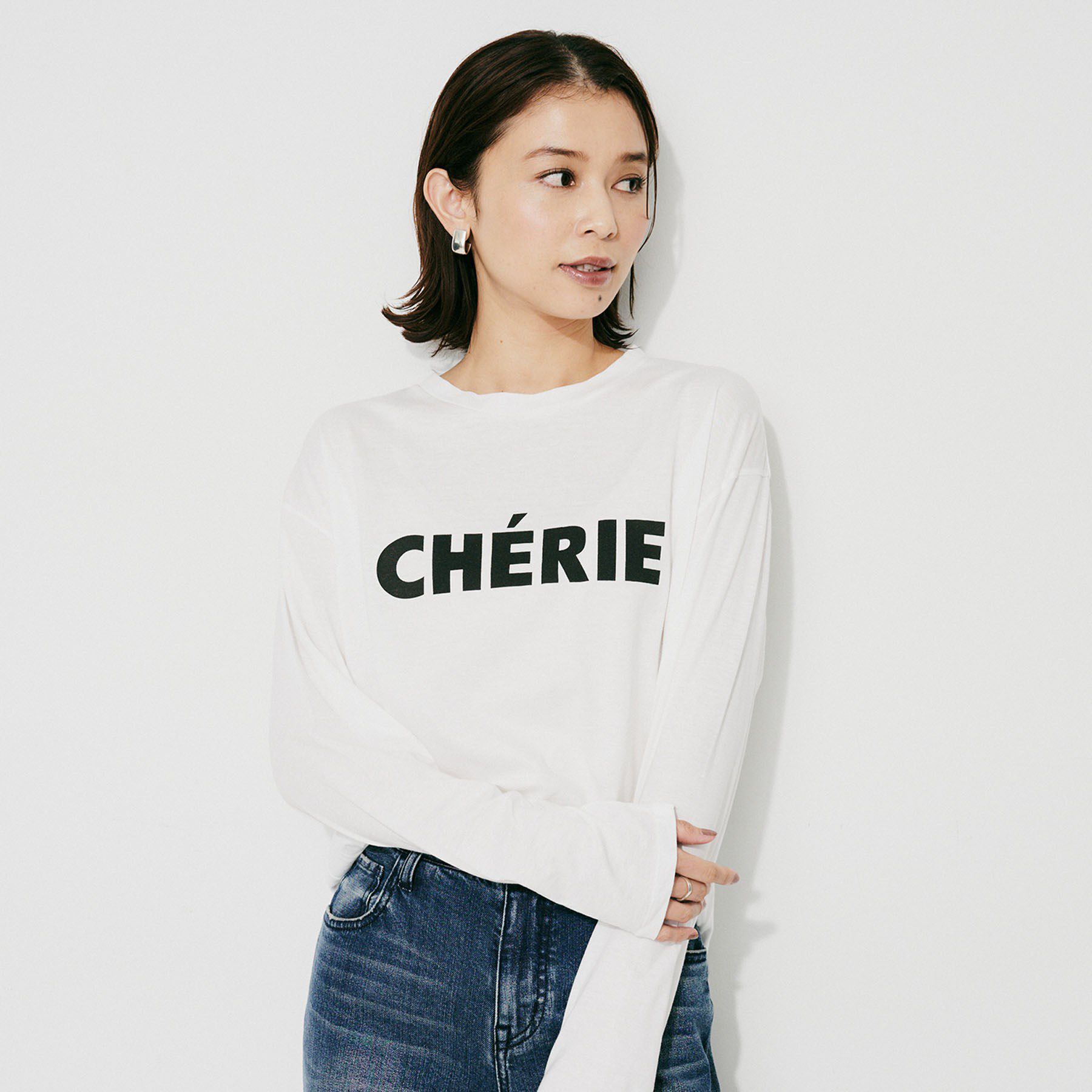 UNTITLED「【CHIGNON】CHERIE シンプルロゴTシャツ」|Tシャツ・カットソー|