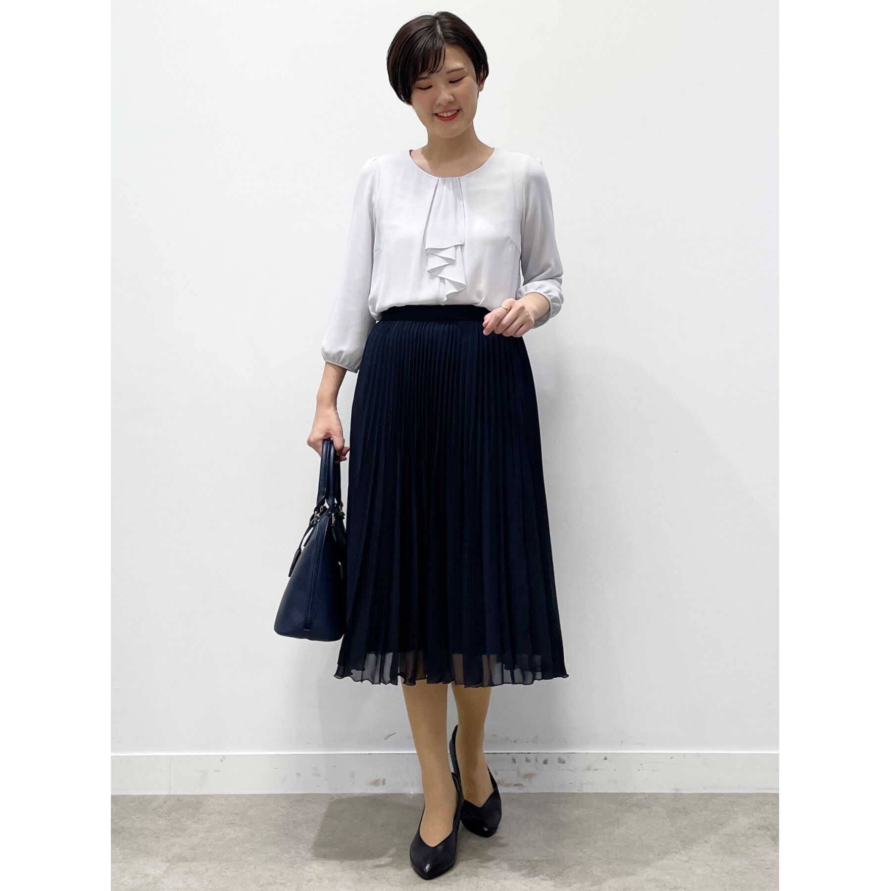 Reflect「【夏SALE／フォーマル/マシンウォッシュ可】フロントラッフルディティールブラウス」|シャツ・ブラウス|