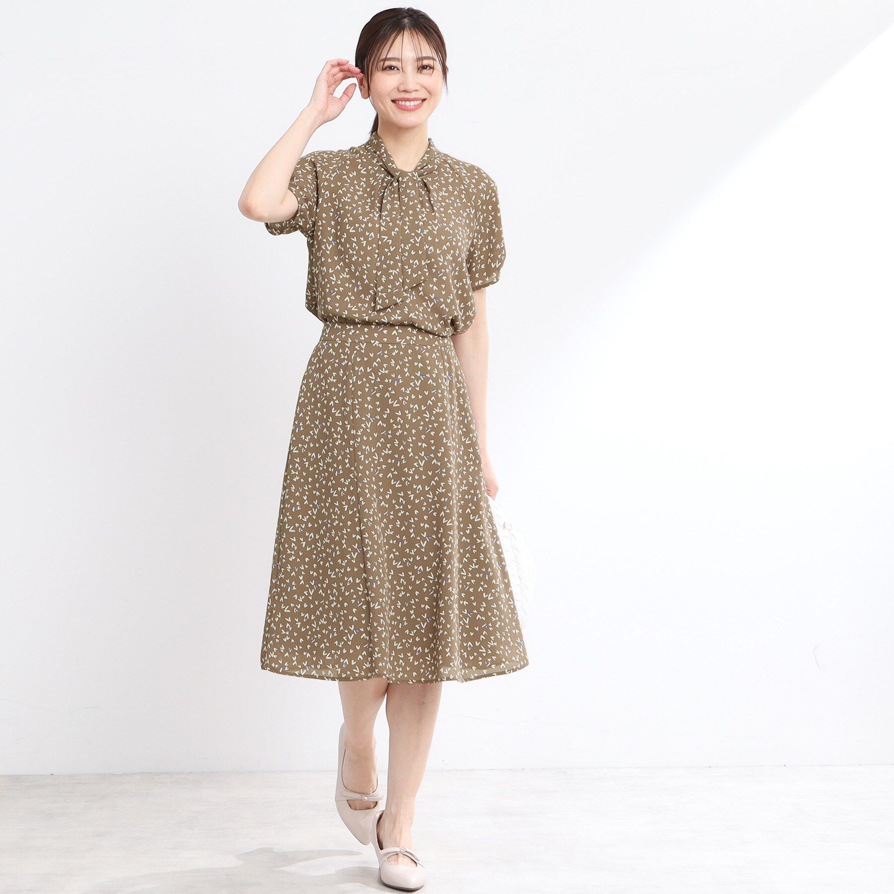 Reflect「【マシンウォッシュ可／セットアップ可】ボウタイプリントブラウス」|シャツ・ブラウス|