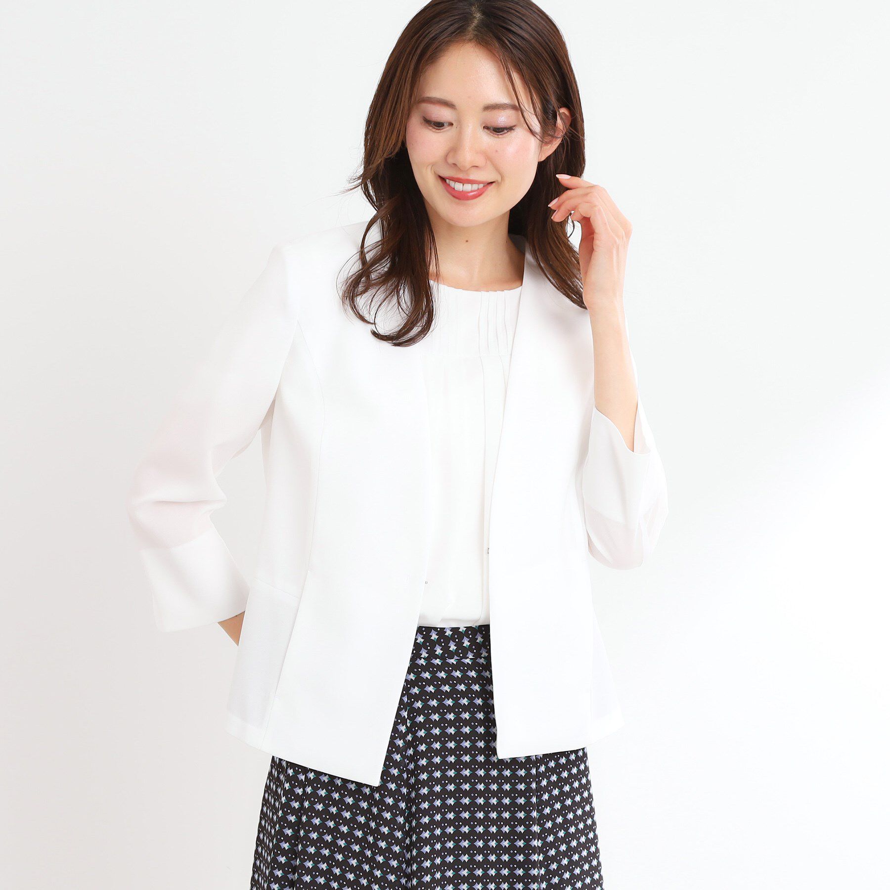 Reflect「【接触冷感／洗える／吸水速乾／夏のオケージョンに／セットアップ可】ノーカラージャケット」|ノーカラージャケット|オフホワイト(003