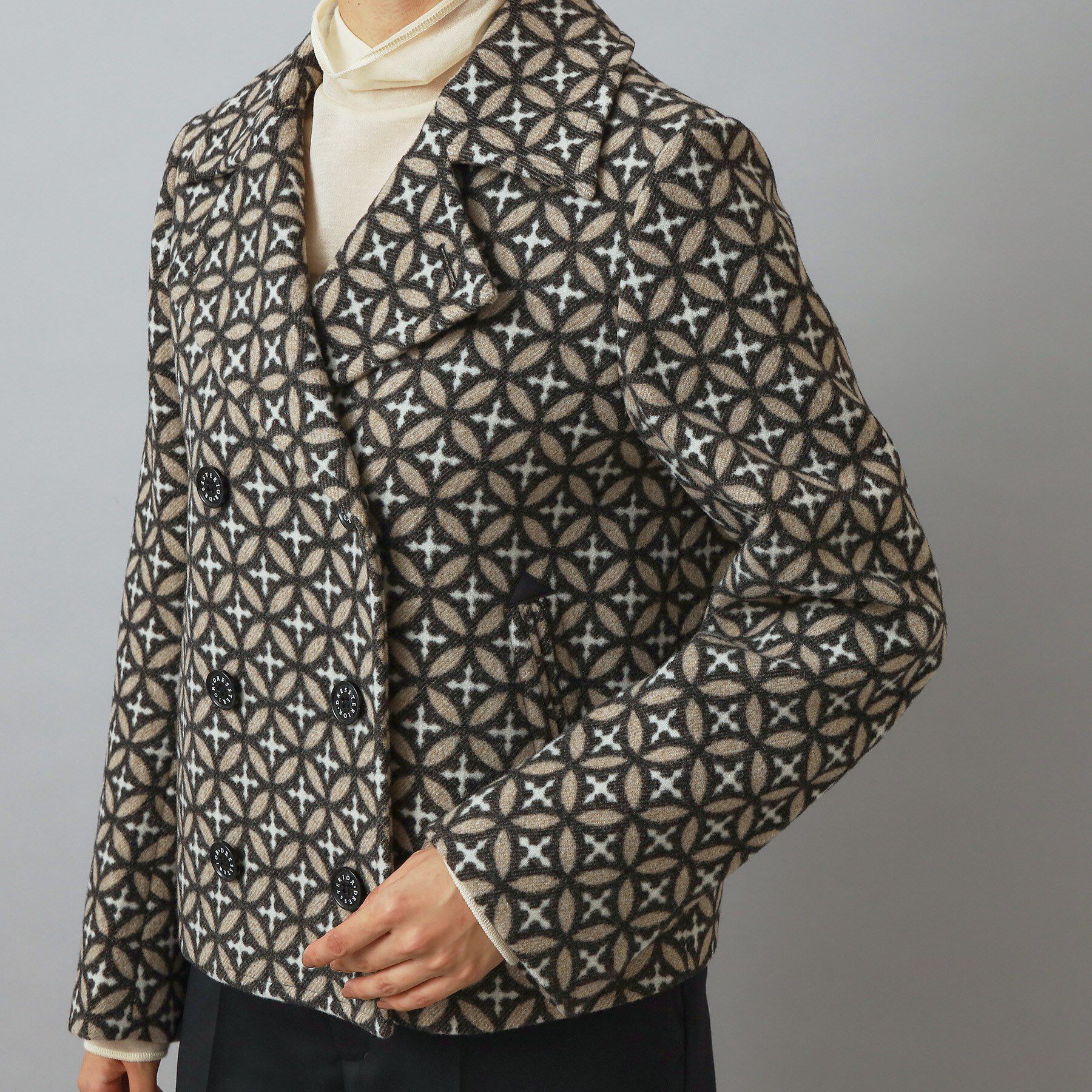 DRESSTERIOR「オーバーラップサークルPジャケット」|ピーコート|