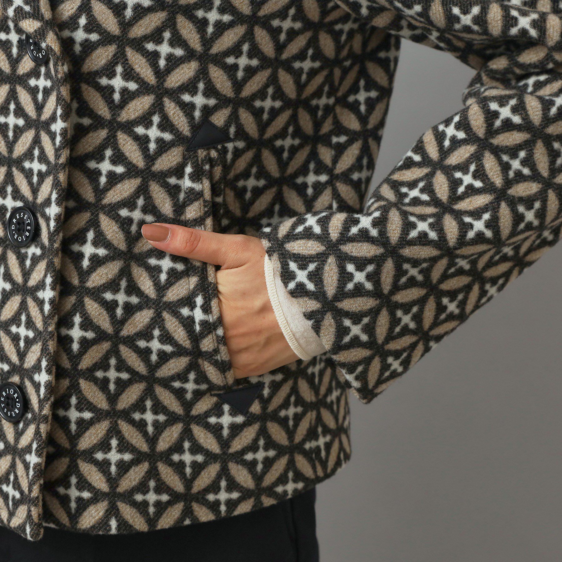 DRESSTERIOR「オーバーラップサークルPジャケット」|ピーコート|