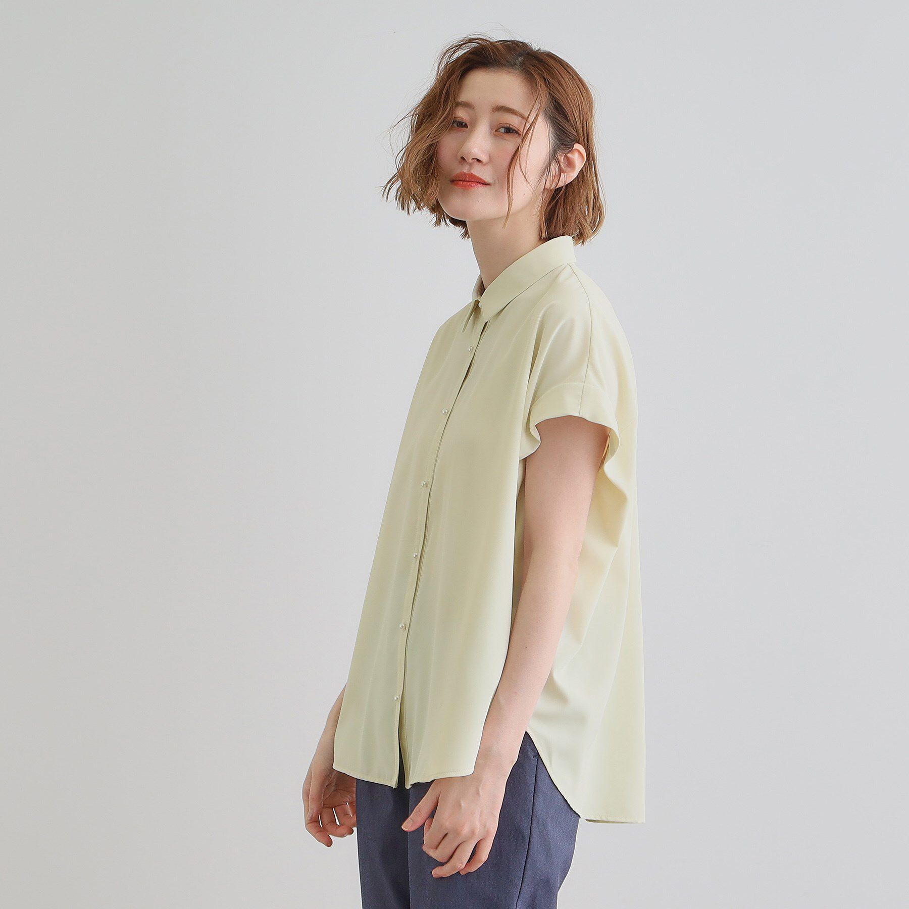 grove「【雑誌掲載】お手入れ楽ちんが嬉しい機能付き！大人のキレイとろみシャツ」|シャツ・ブラウス|