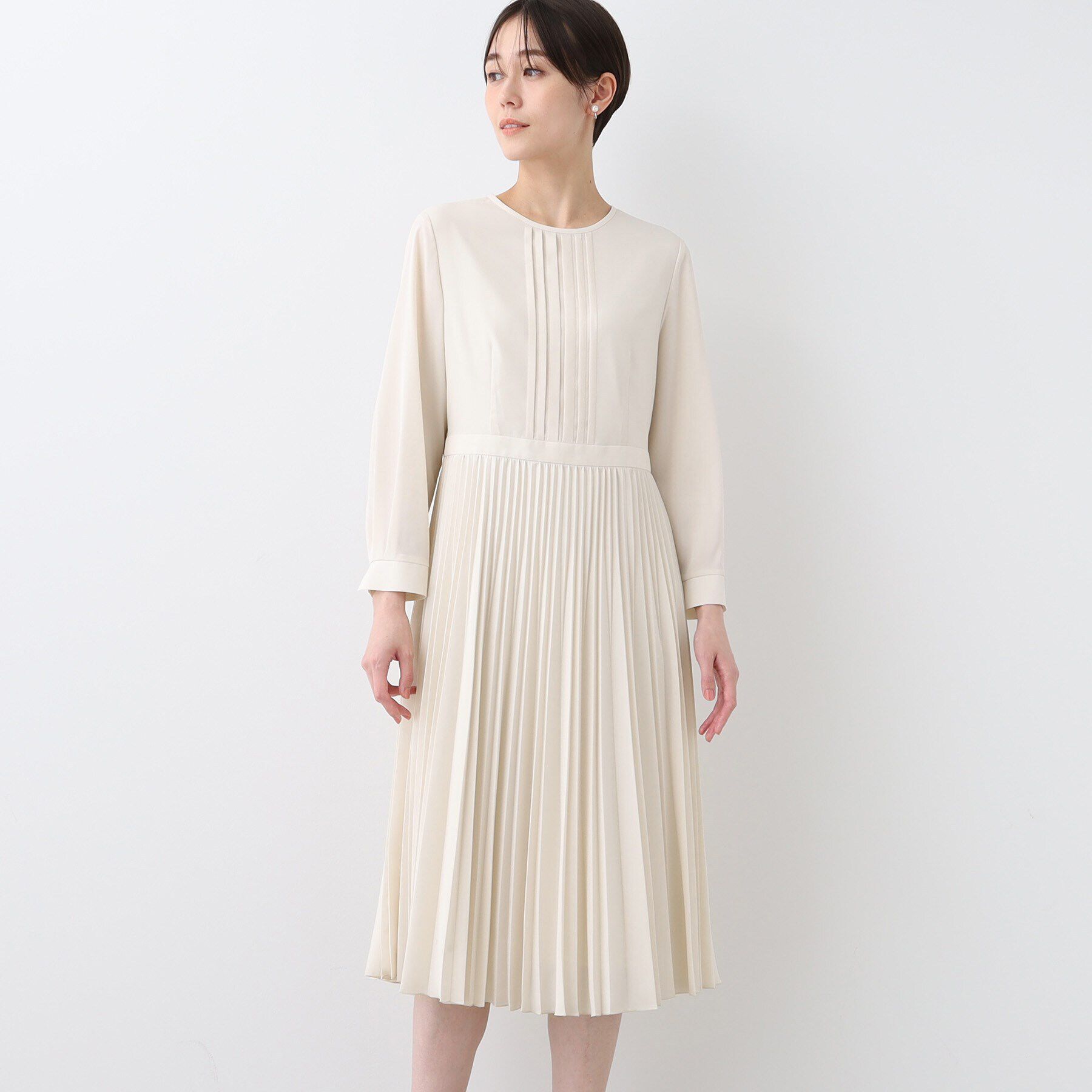 INDIVI「【洗える】スタイルUPプリーツワンピース」|ワンピース|