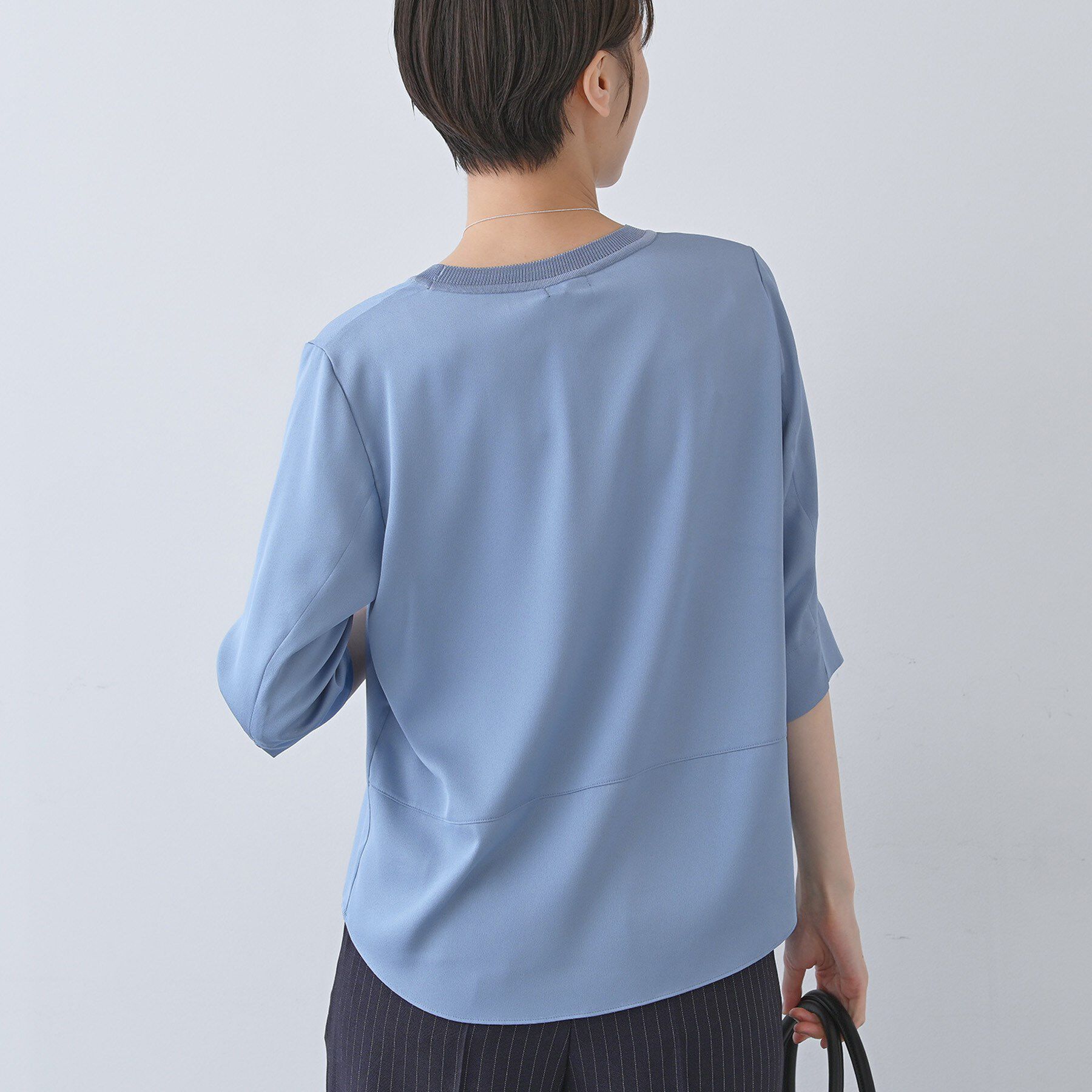 INDIVI「【洗える／5分袖】シルク風素材オフィスブラウス」|シャツ・ブラウス|