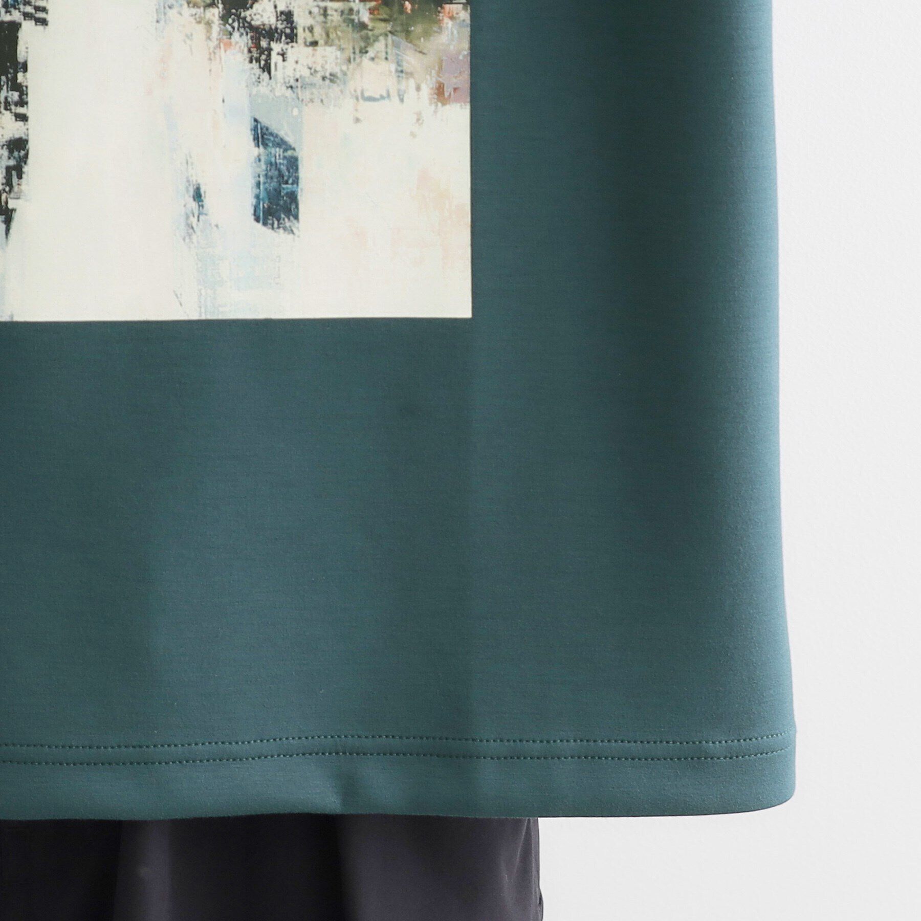 tk.TAKEO KIKUCHI「アーバングラフィックブラシ刺繍Tシャツ」|Tシャツ・カットソー|