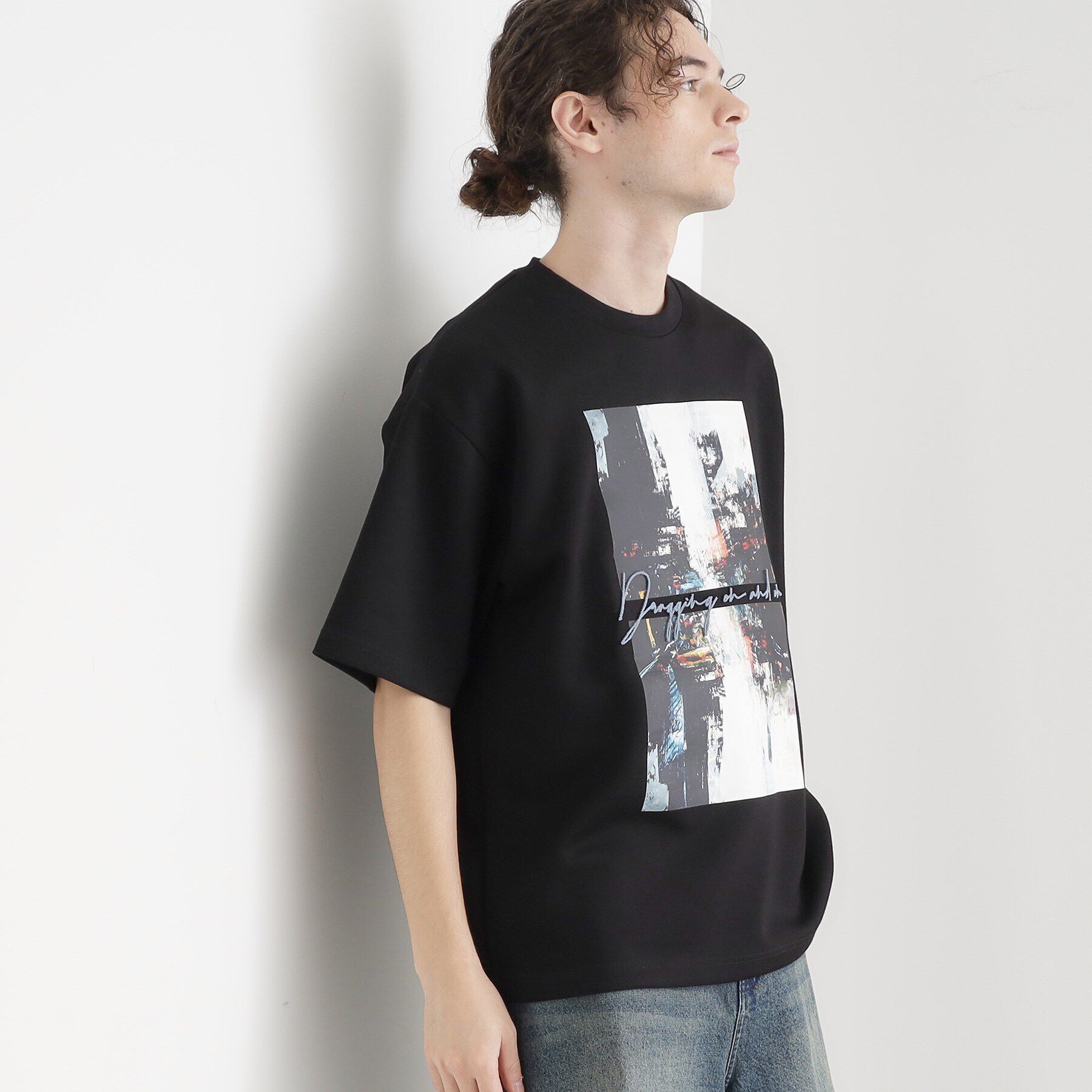 tk.TAKEO KIKUCHI「アーバングラフィックブラシ刺繍Tシャツ」|Tシャツ・カットソー|