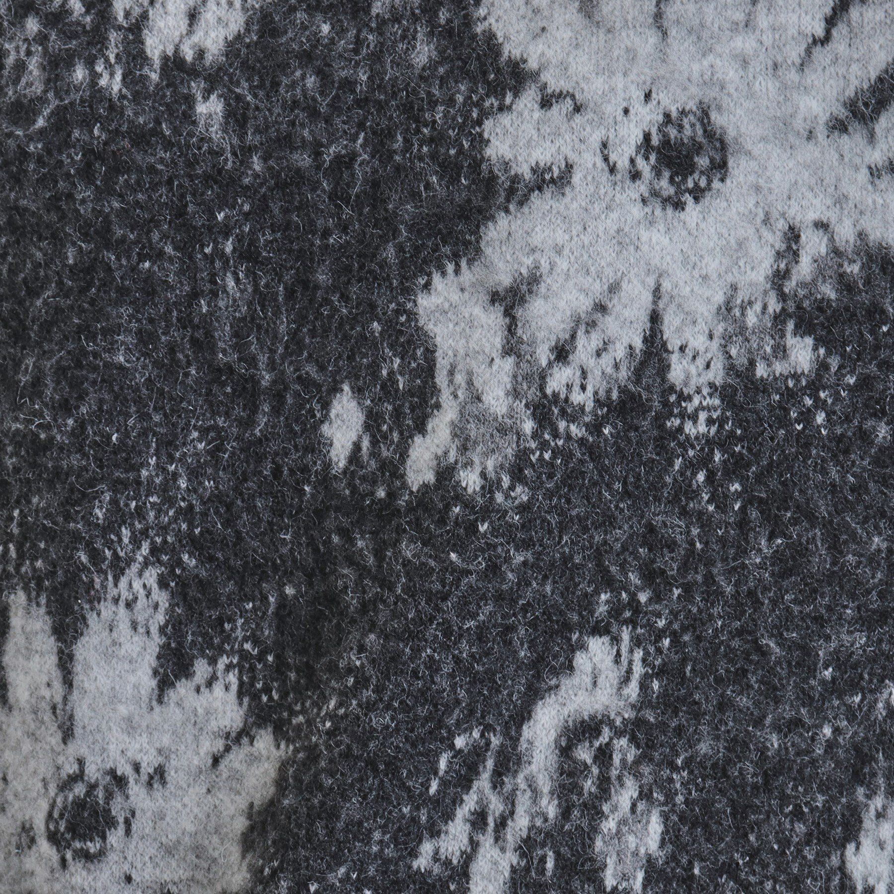 tk.TAKEO KIKUCHI「アブストフラワーシャギーニットプルオーバー」|ニット・セーター|