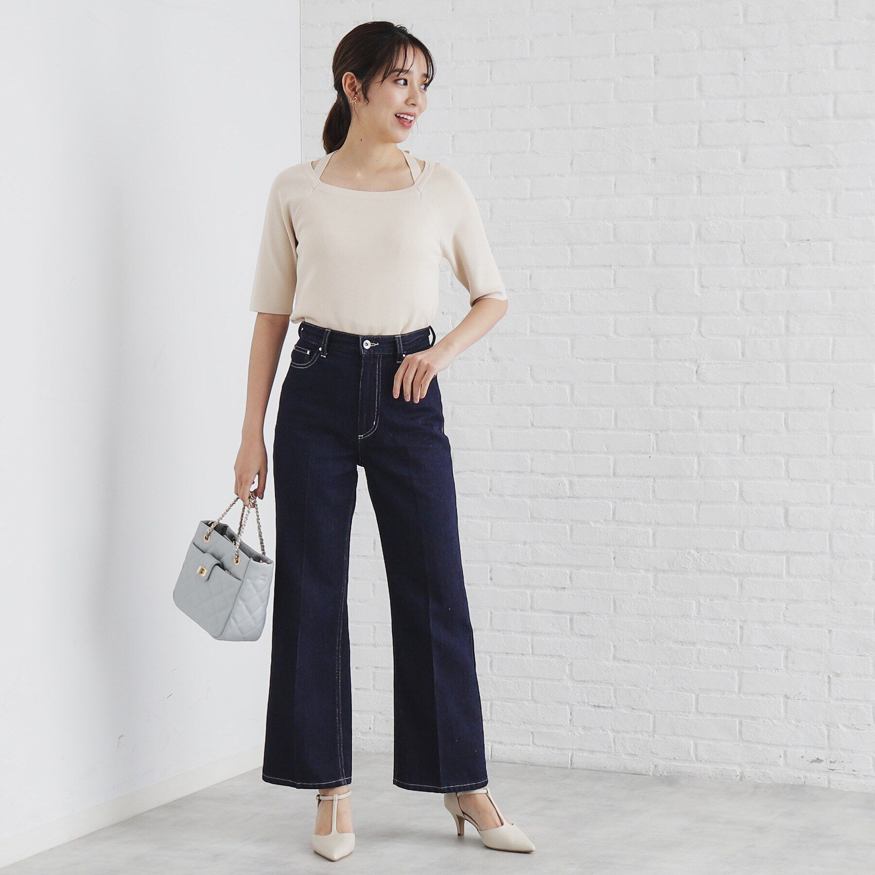 index「スクエアホルターネックニット【洗濯機洗い可】」|ニット・セーター|