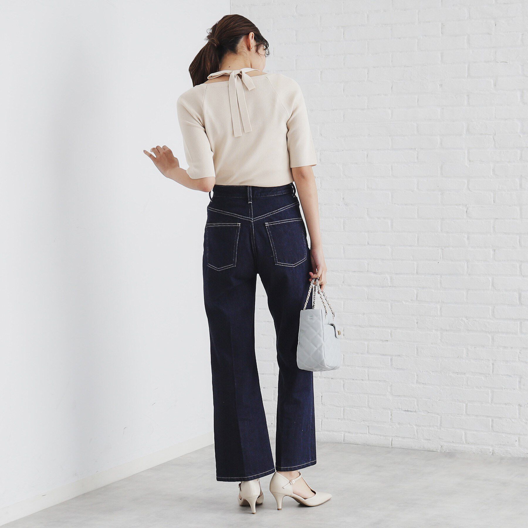 index「スクエアホルターネックニット【洗濯機洗い可】」|ニット・セーター|