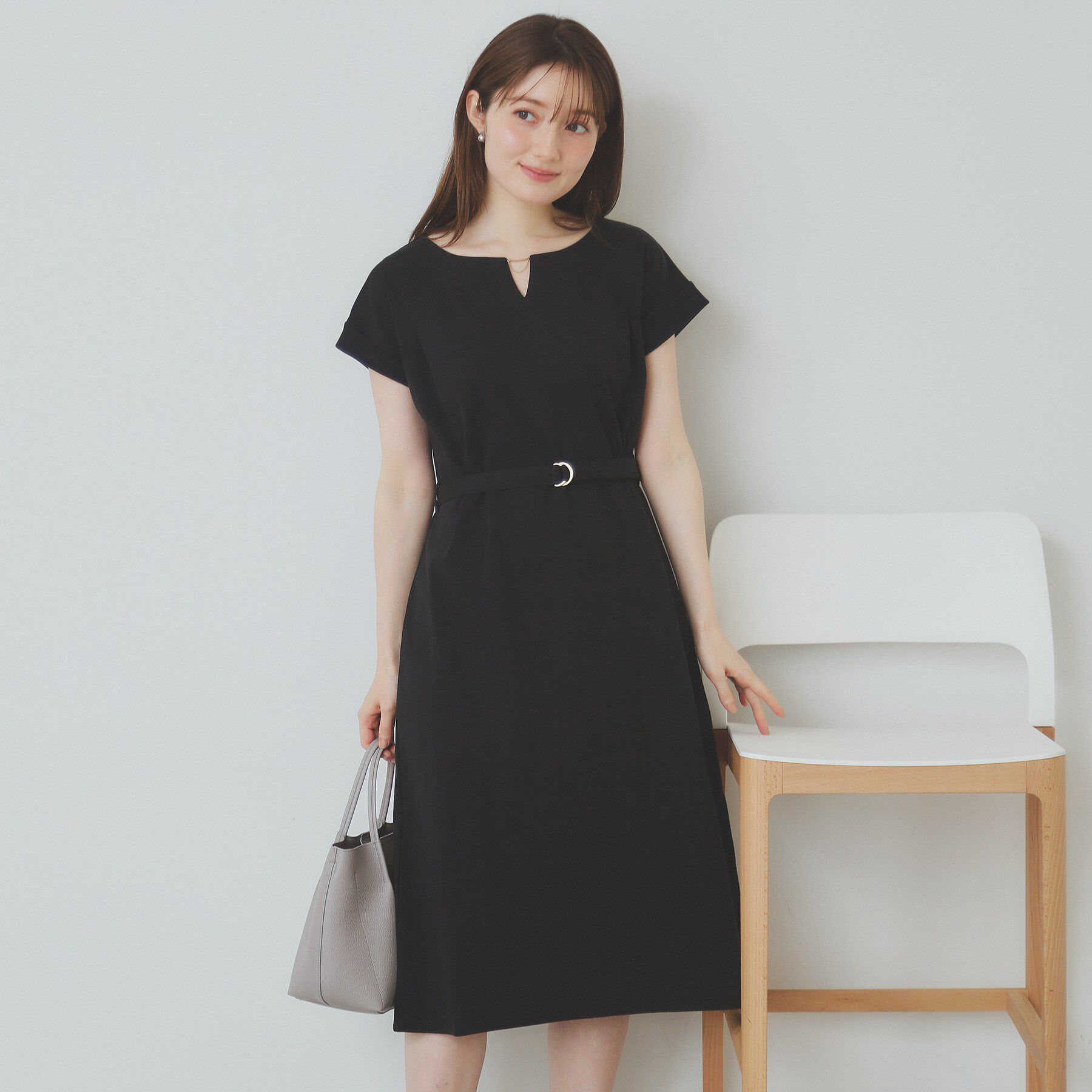 index「《5色展開/XS-3Lサイズ》Iラインシルエットワンピース【UV/接触冷感/洗濯機洗い可】」|ワンピース|ブラック(819)