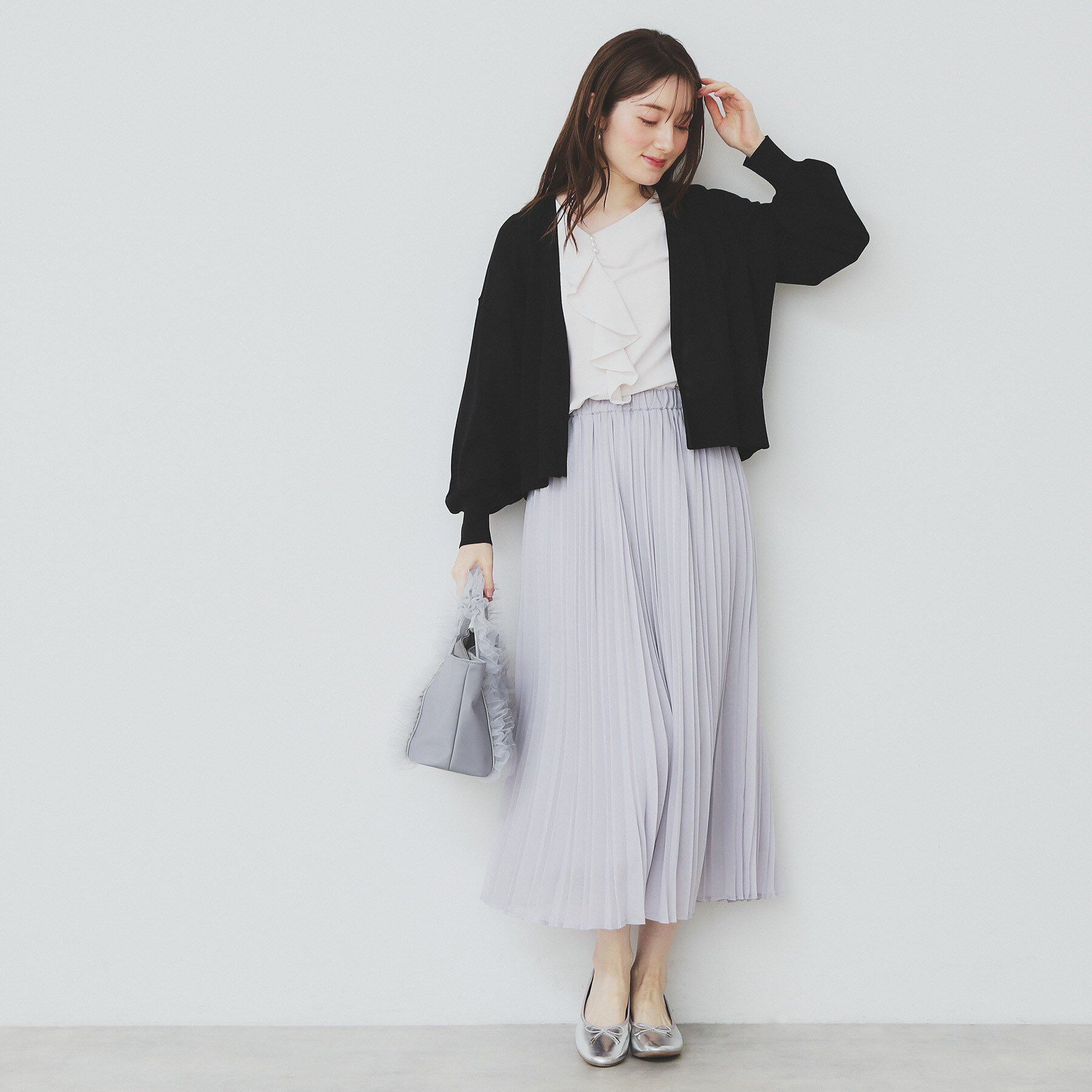 index「《6色展開》リラクシーショートカーディガン【洗濯機洗い可/接触冷感/抗ピル】」|カーディガン|