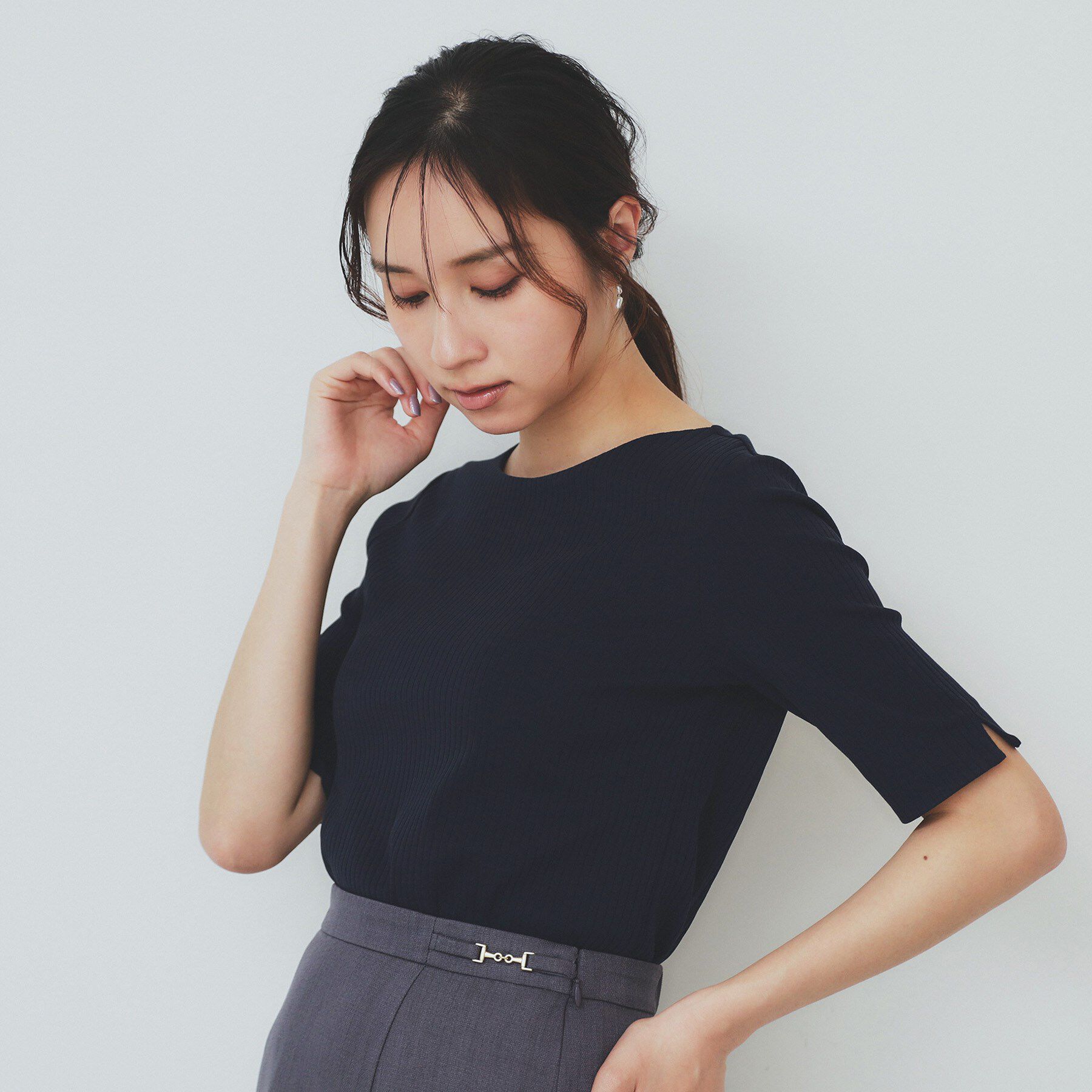 index「《7色展開/XS-LLサイズ》ボートネックリブトップス【UV/洗濯機洗い可】」|Tシャツ・カットソー|ネイビー(094)