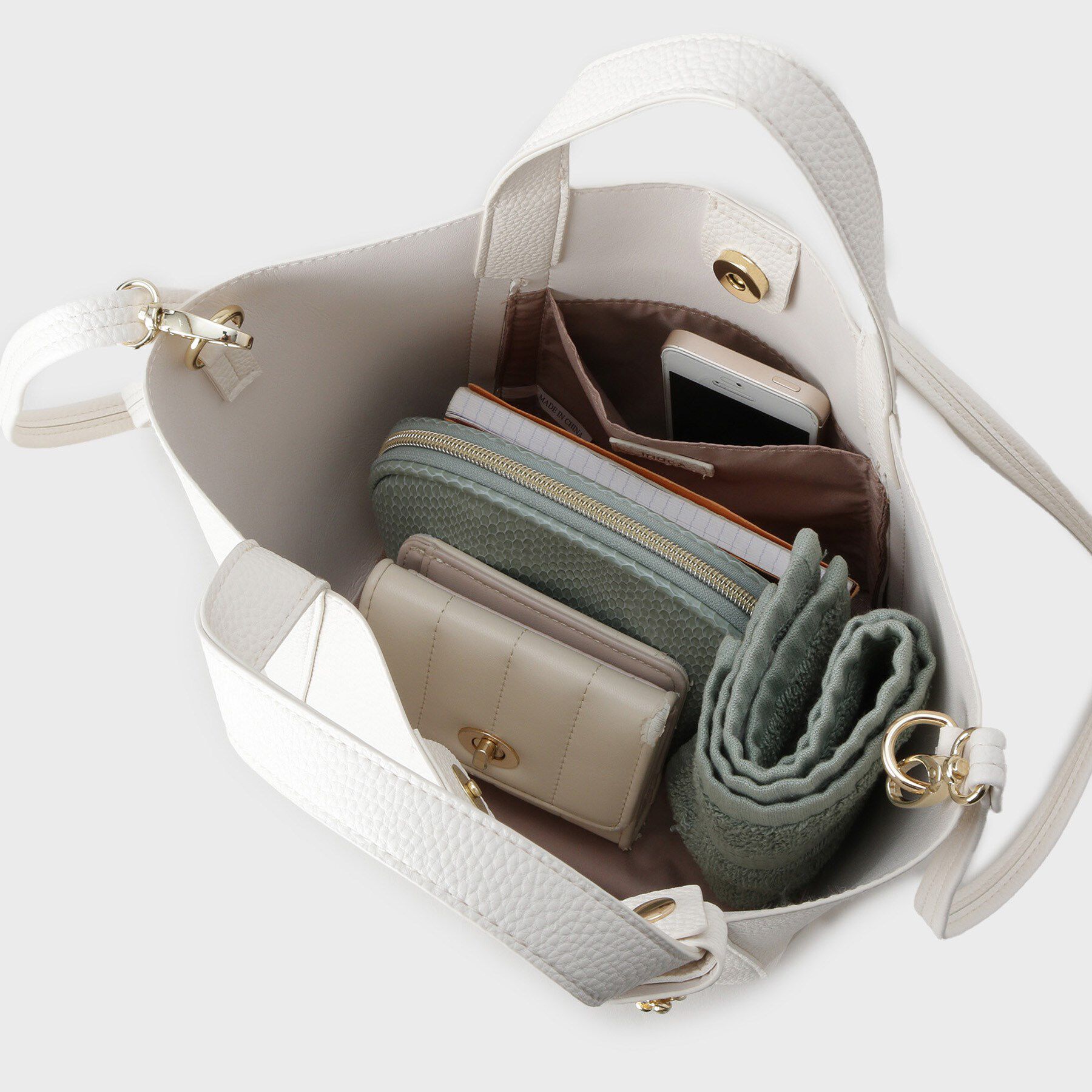 index「【2WAY】フラワーパーツ付き合皮ミドルトートバッグ」|トートバッグ|