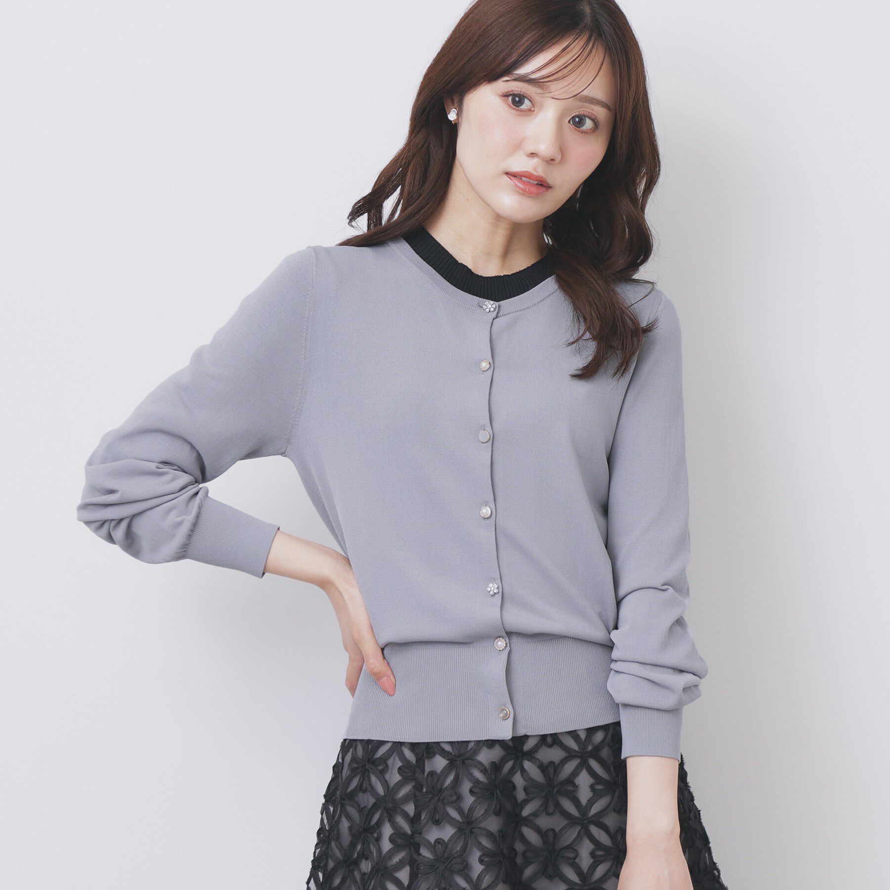 index「《美人百花掲載》ビジュークルーネックカーディガン【洗濯機洗い可/UVケア/接触冷感/抗ピル】」|カーディガン|