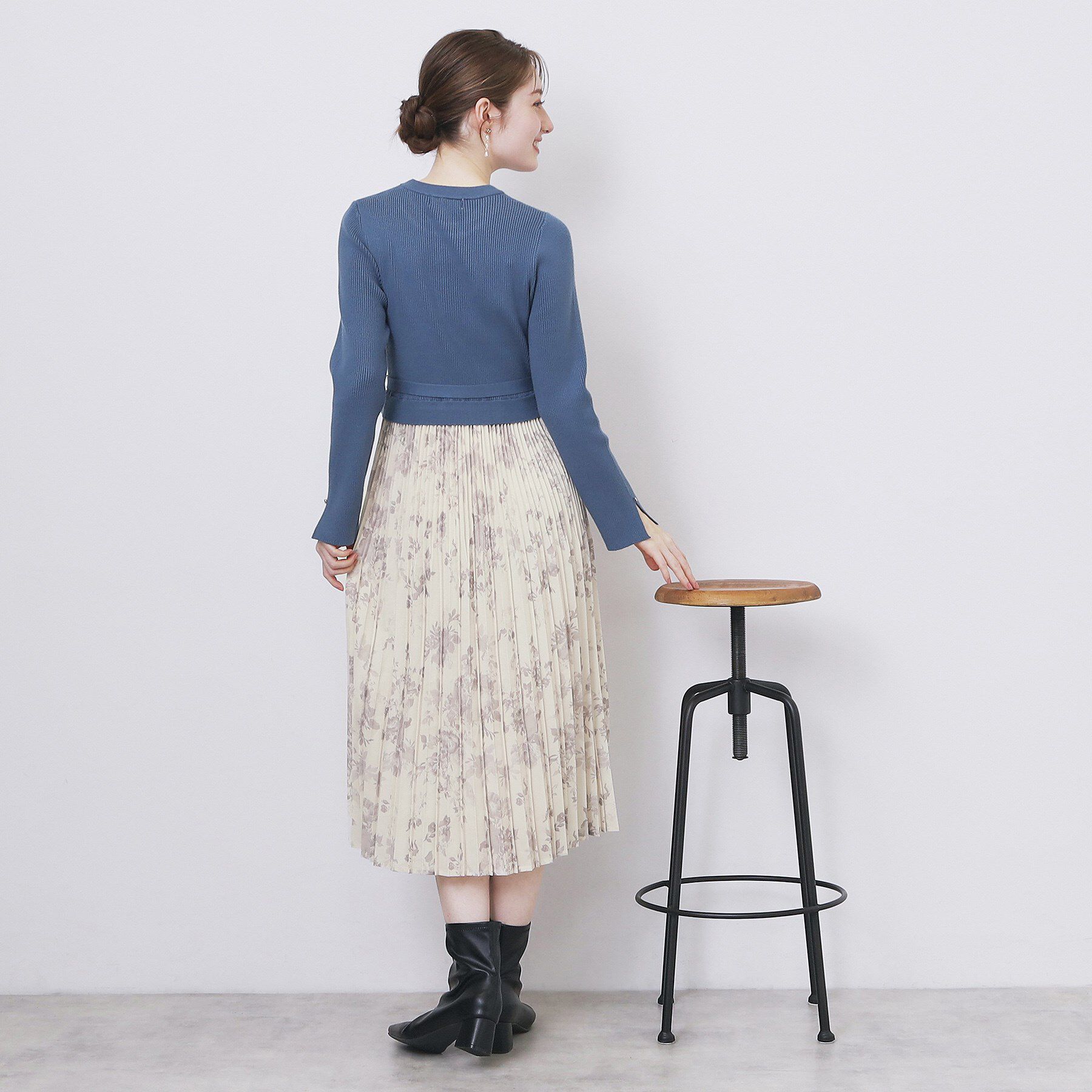 index「フラワープリーツドッキングニットワンピース【洗濯機OK】」|ワンピース|