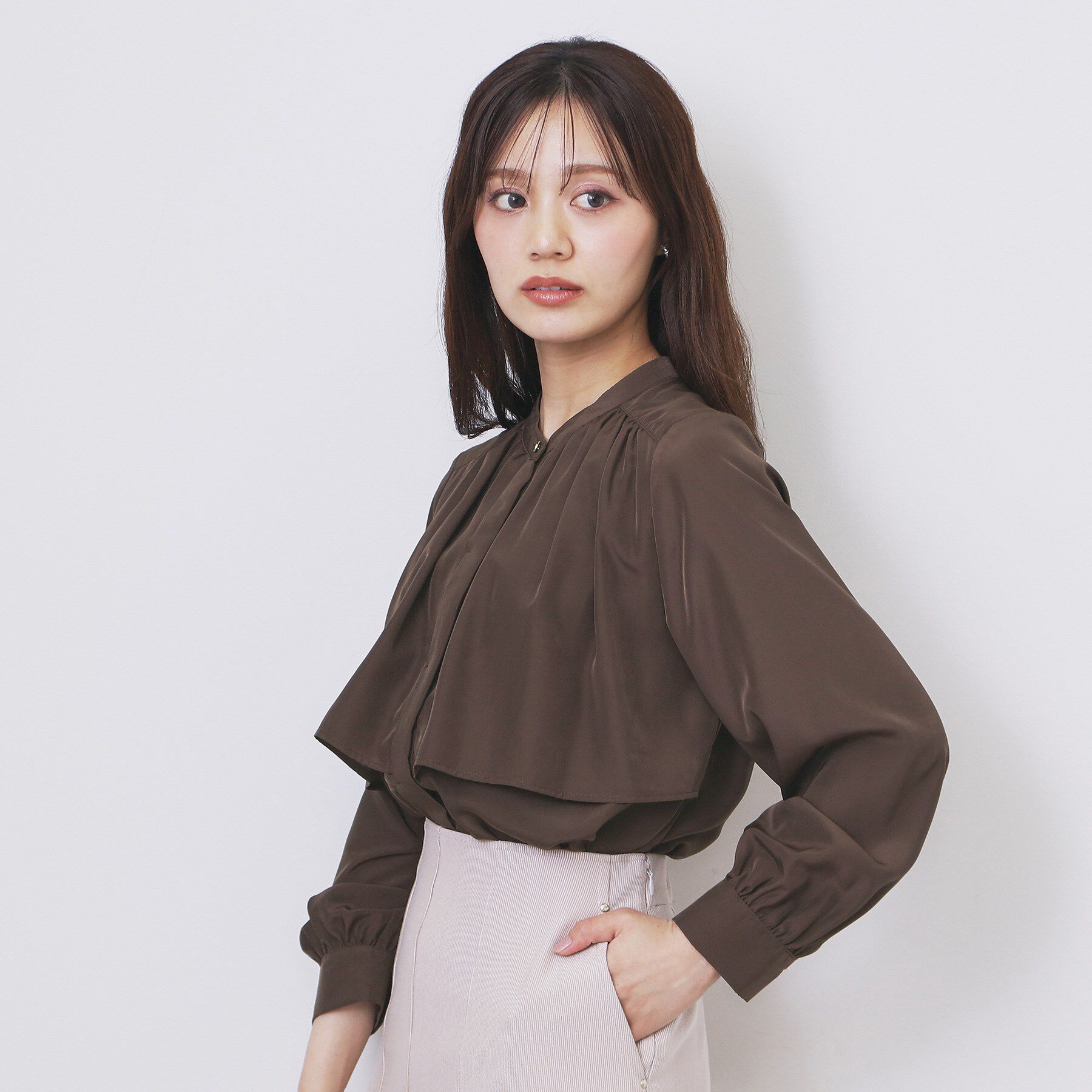 index「サテンバンドカラーブラウス【洗濯機OK/イージーアイロン】」|シャツ・ブラウス|